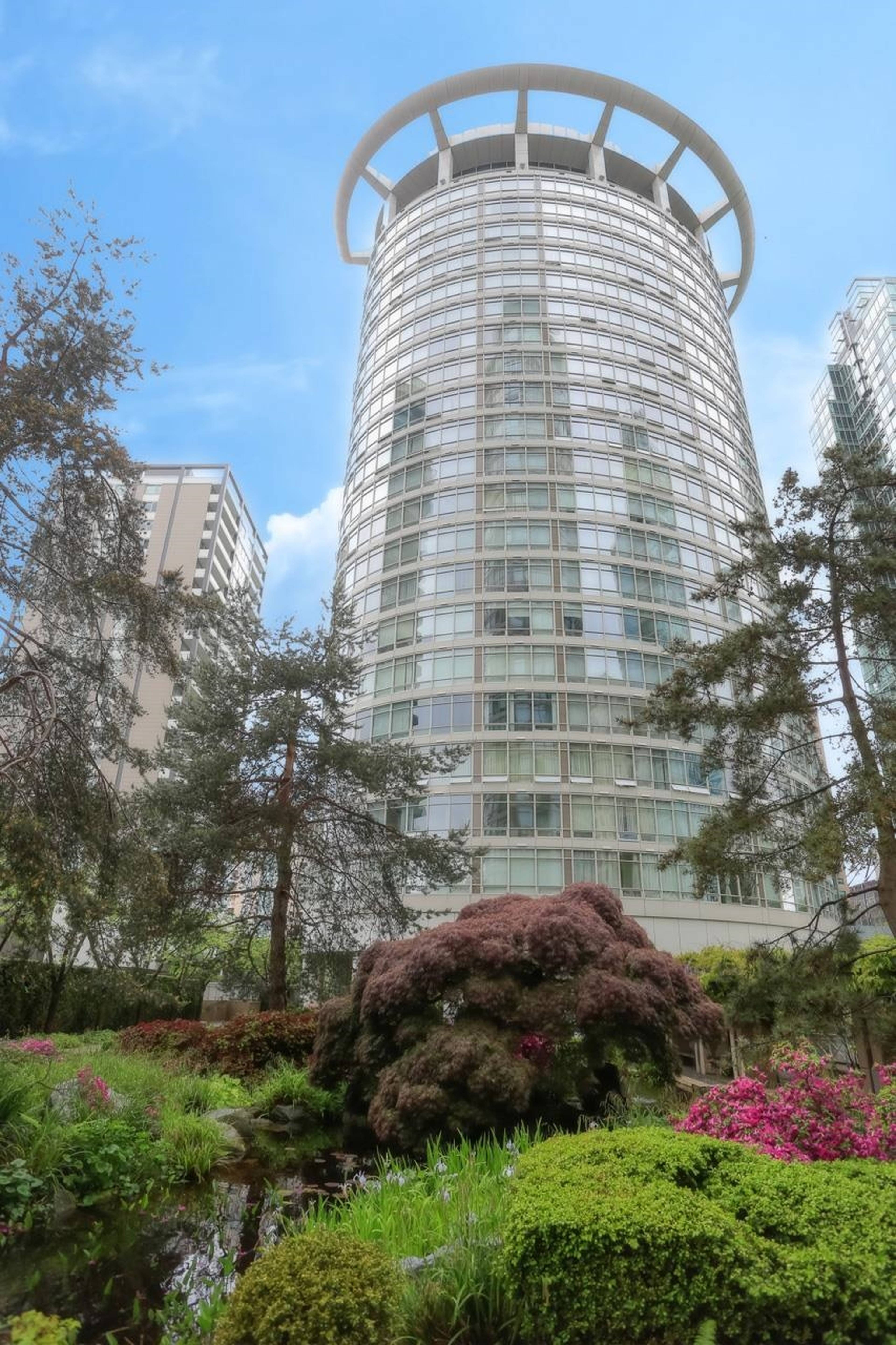 2 Bed  · 2 Bath for rent $3,295 / month
