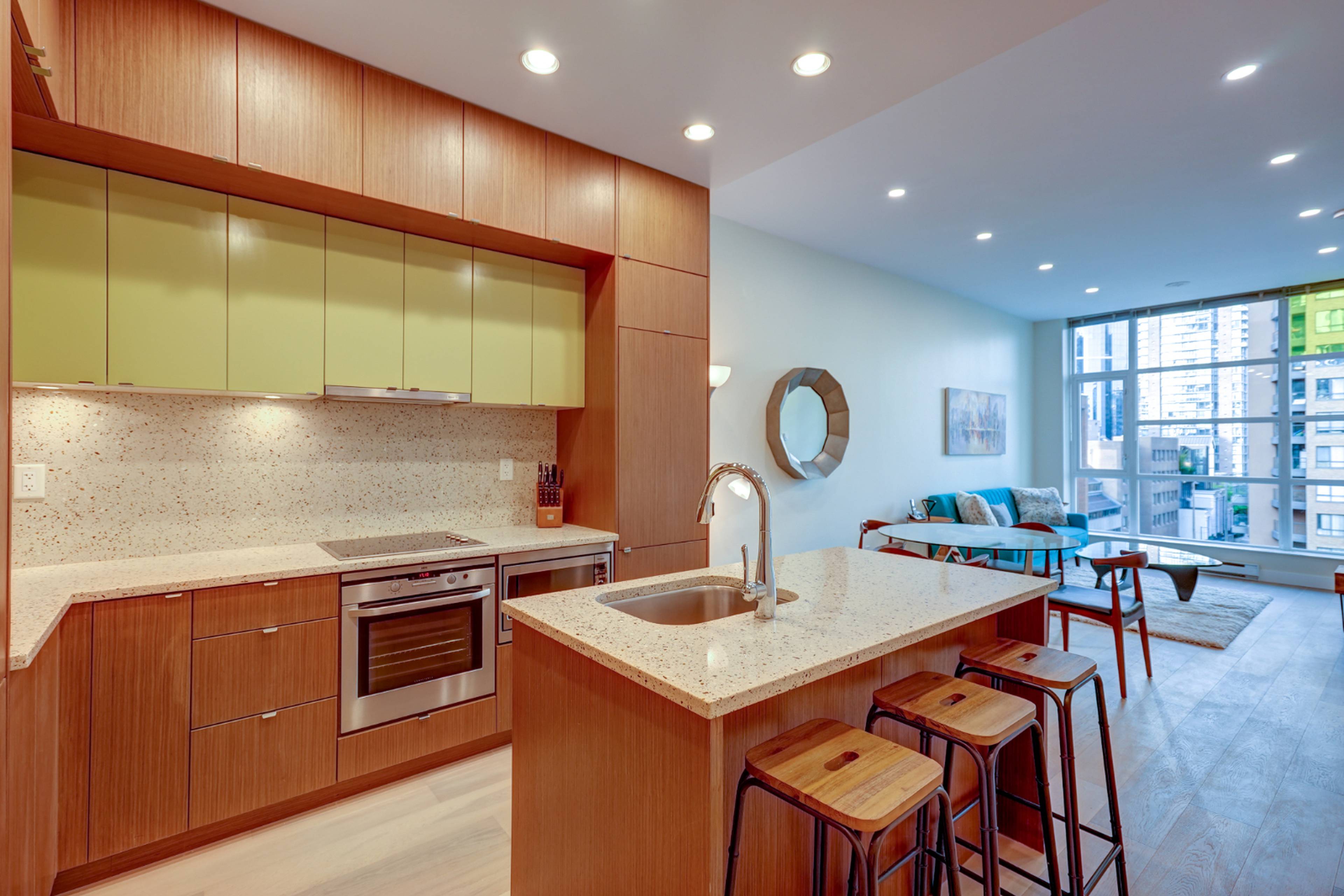 1 ch.  · 1 s. de bains for rent $3,600 / mois
