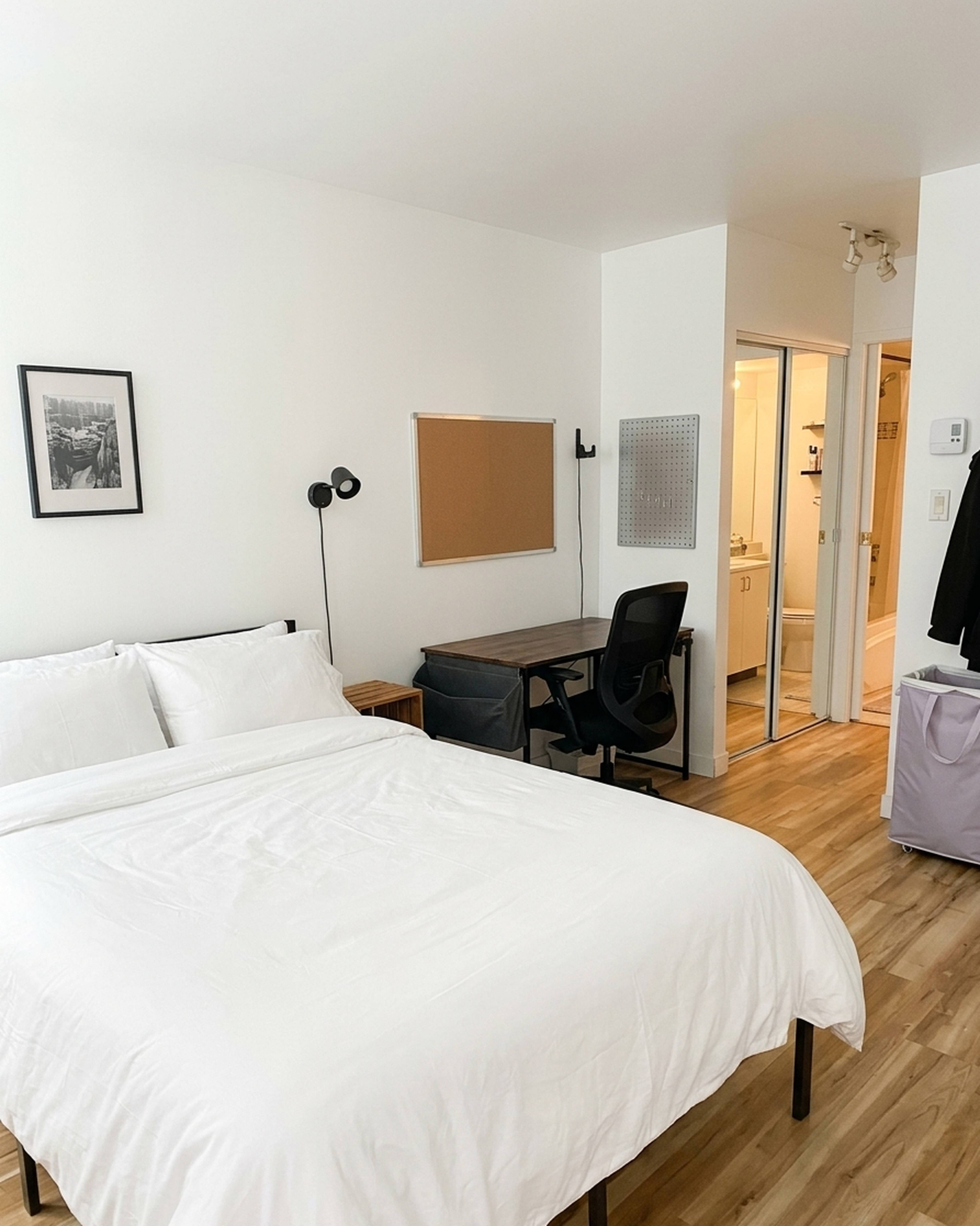 Room for rent $2,100 / month