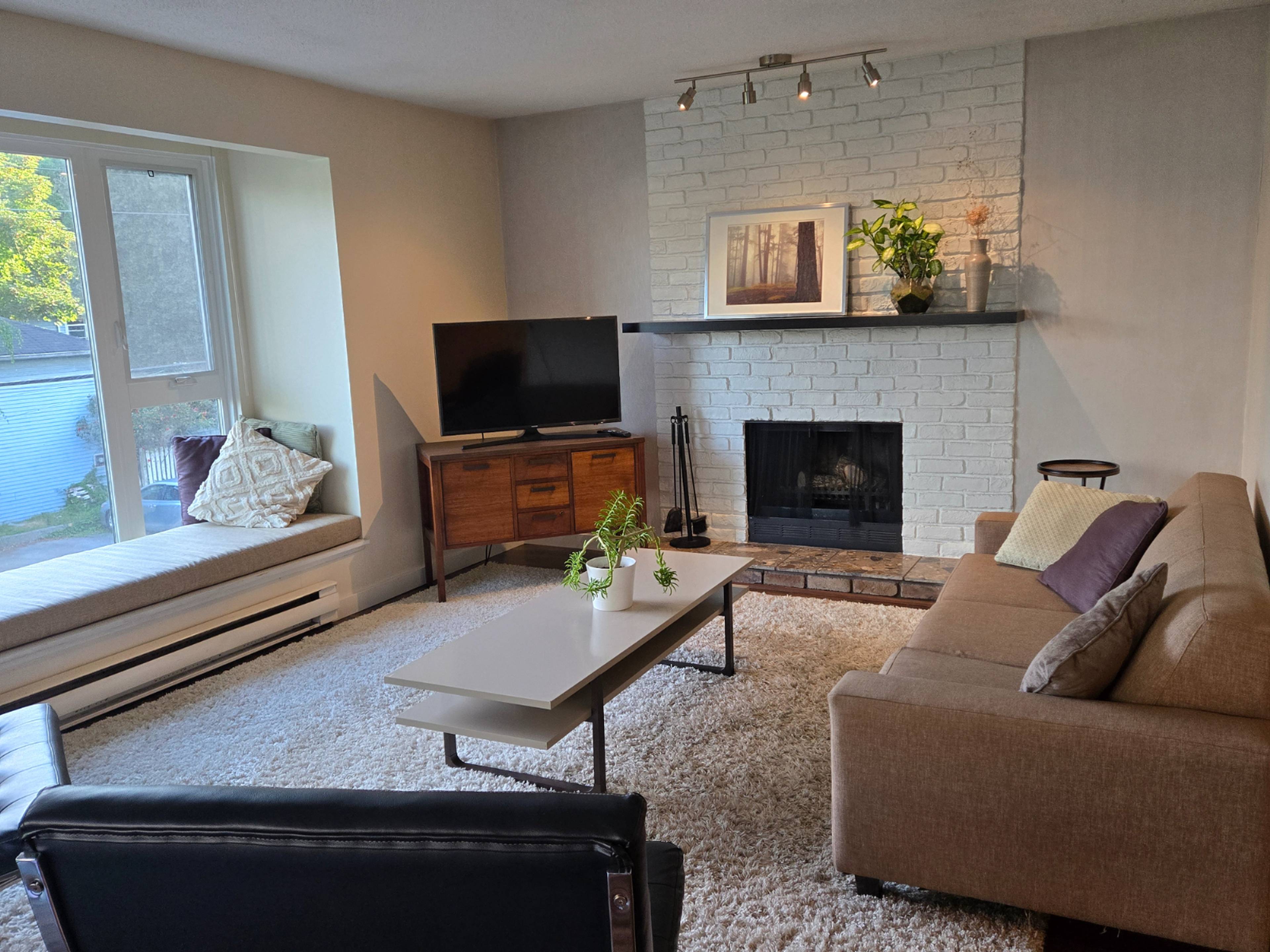 2 Bed  · 1.5 Bath for rent $3,800 / month
