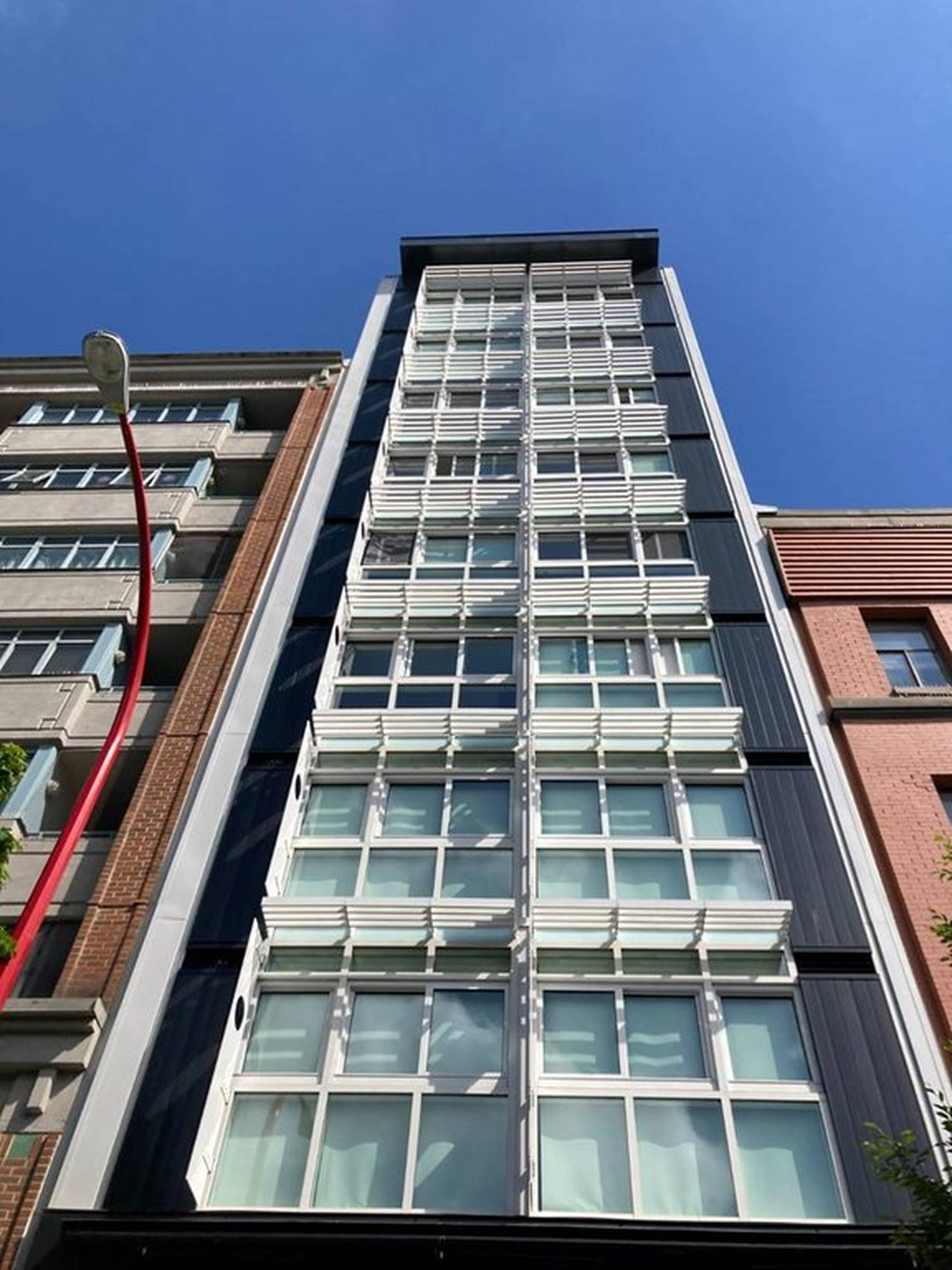 1 ch.  · 1 s. de bains for rent $1,100 / mois