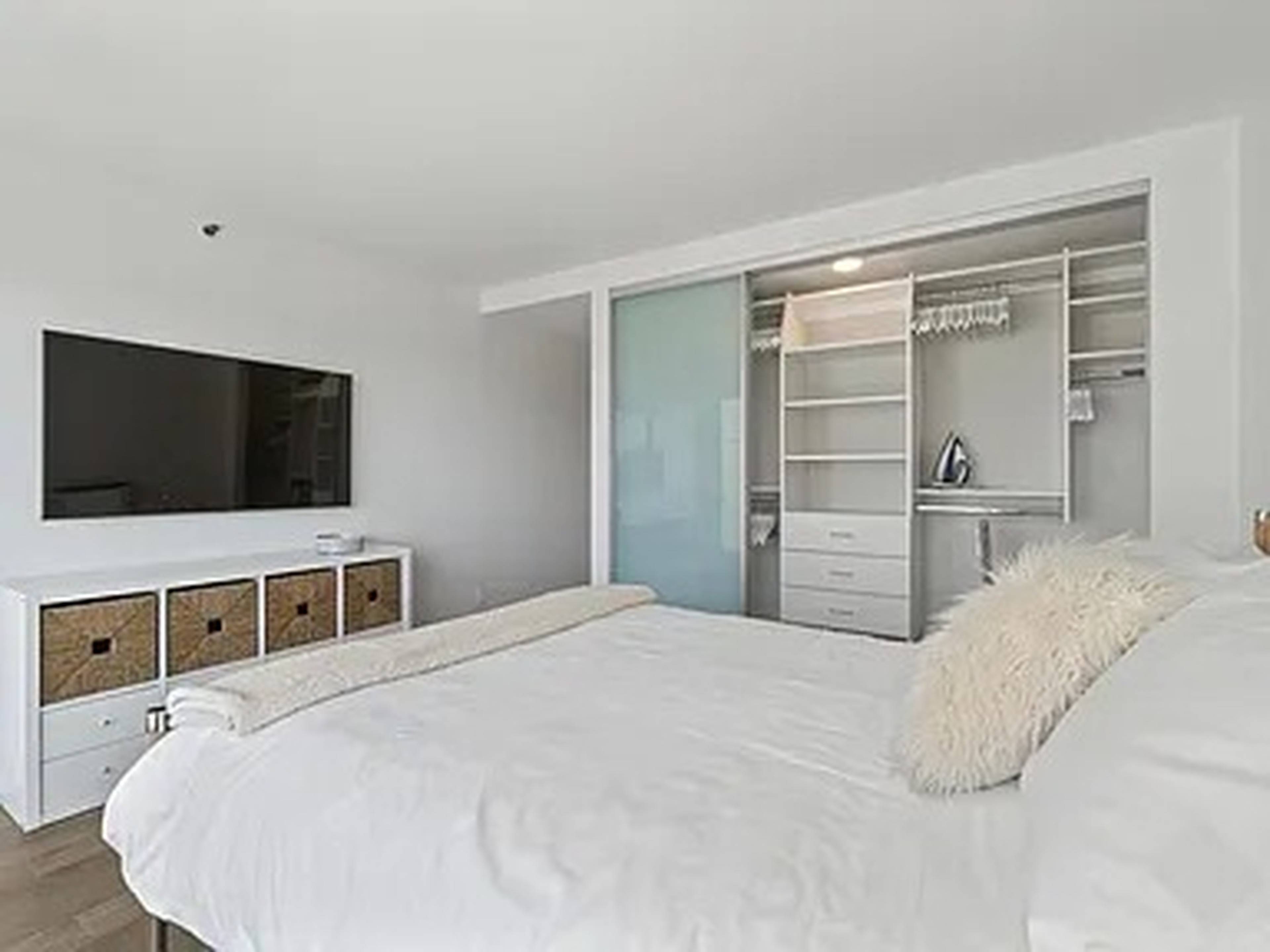 2 室  · 2 卫 for rent $3,200 / 月
