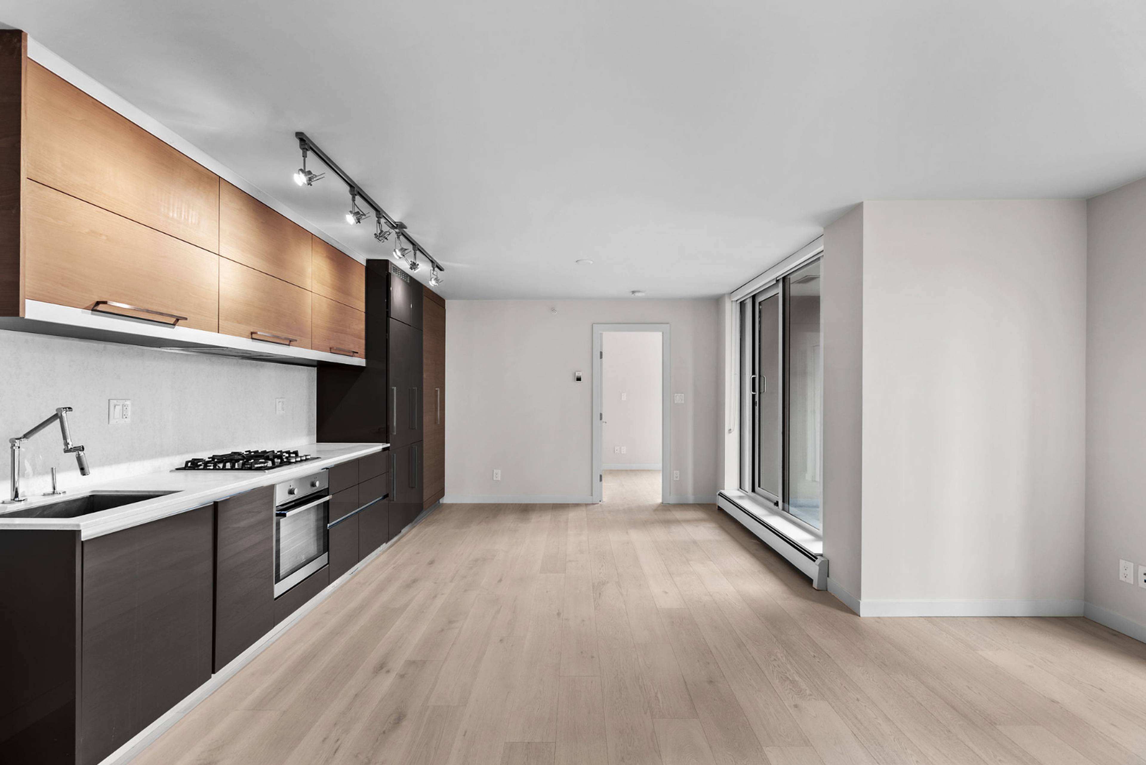 2 ch.  · 2 s. de bains for rent $3,100 / mois