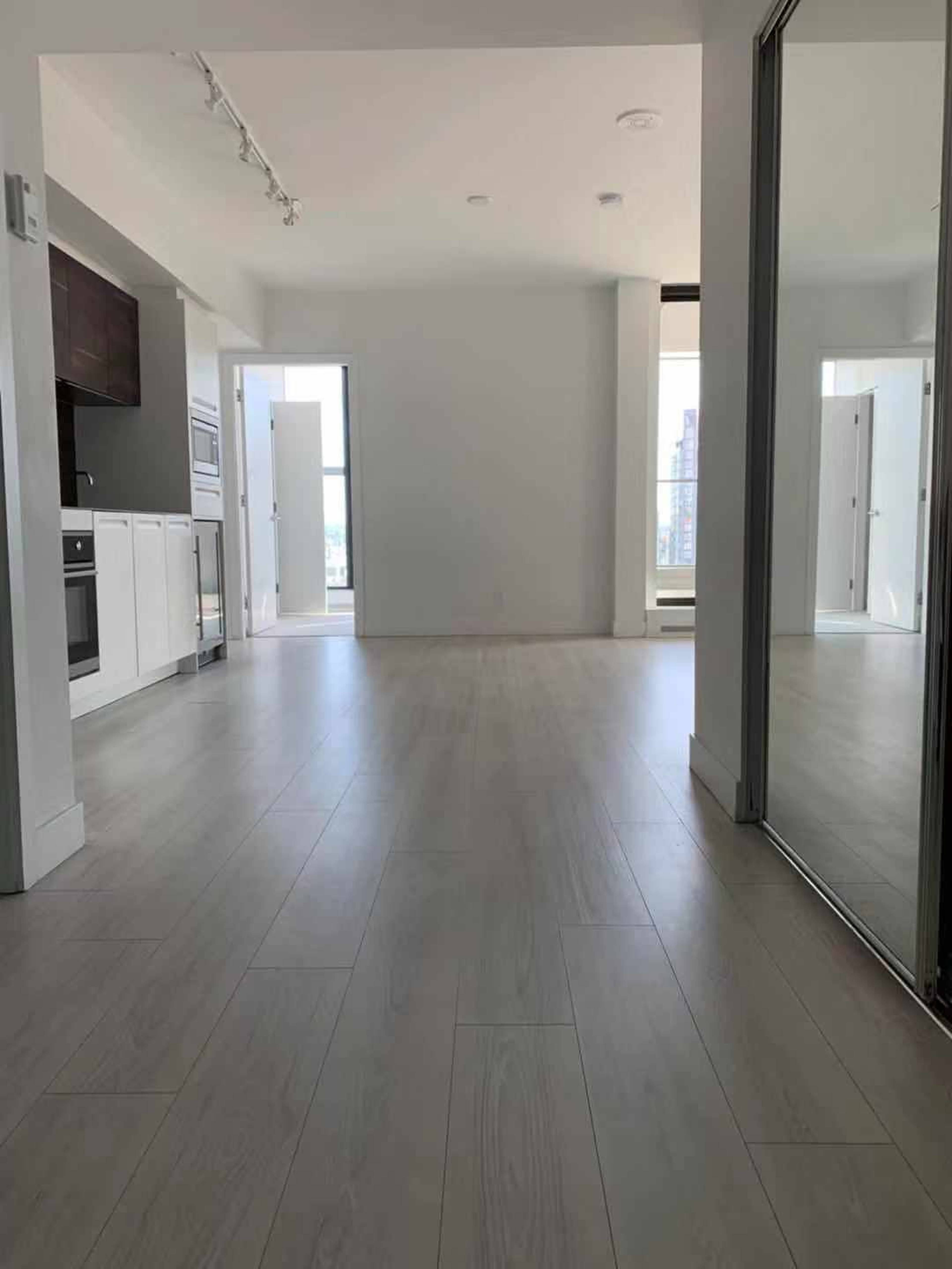 3 ch.  · 2 s. de bains for rent $3,700 / mois