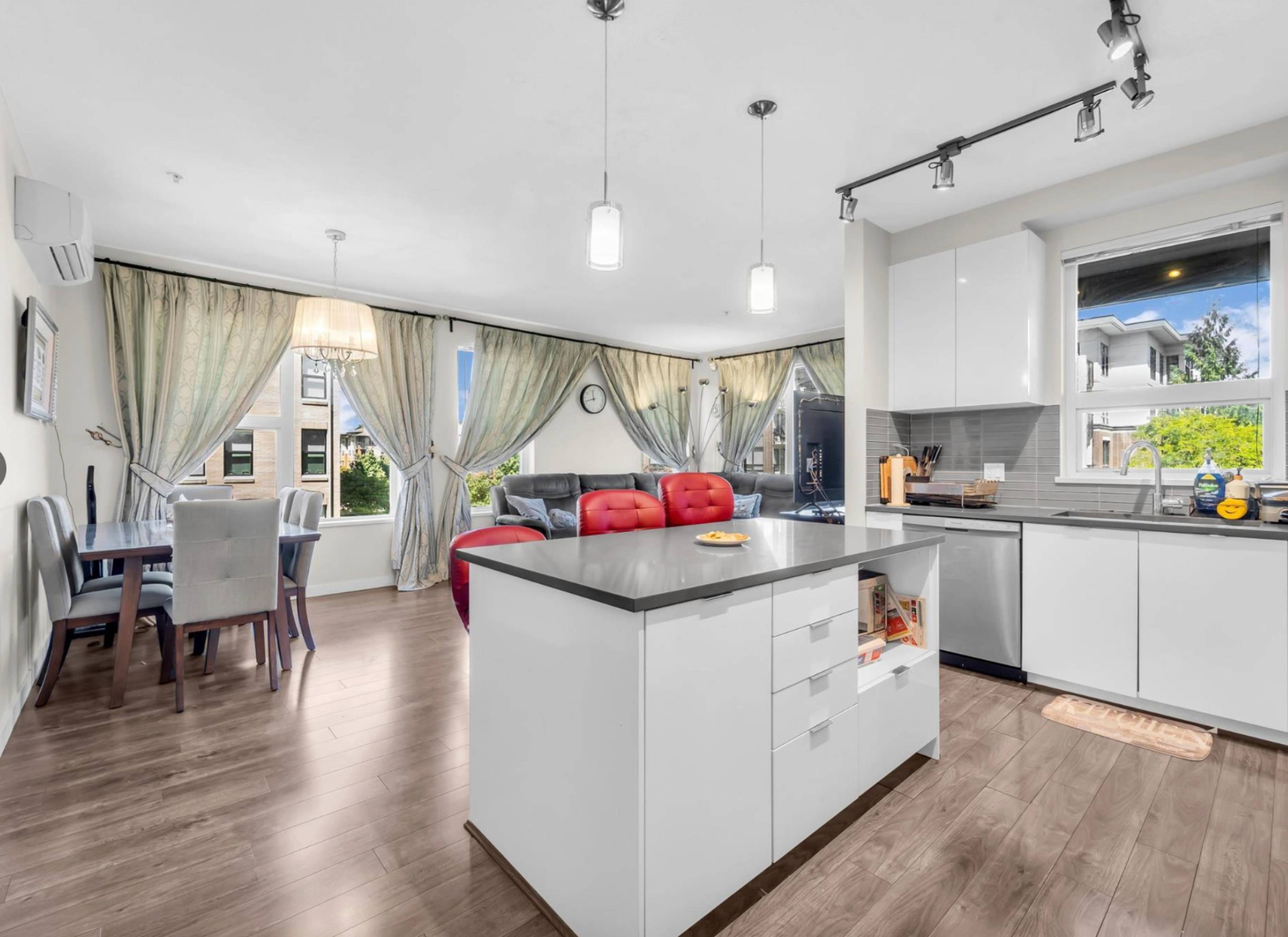 2 Bed  · 2 Bath for rent $2,800 / month