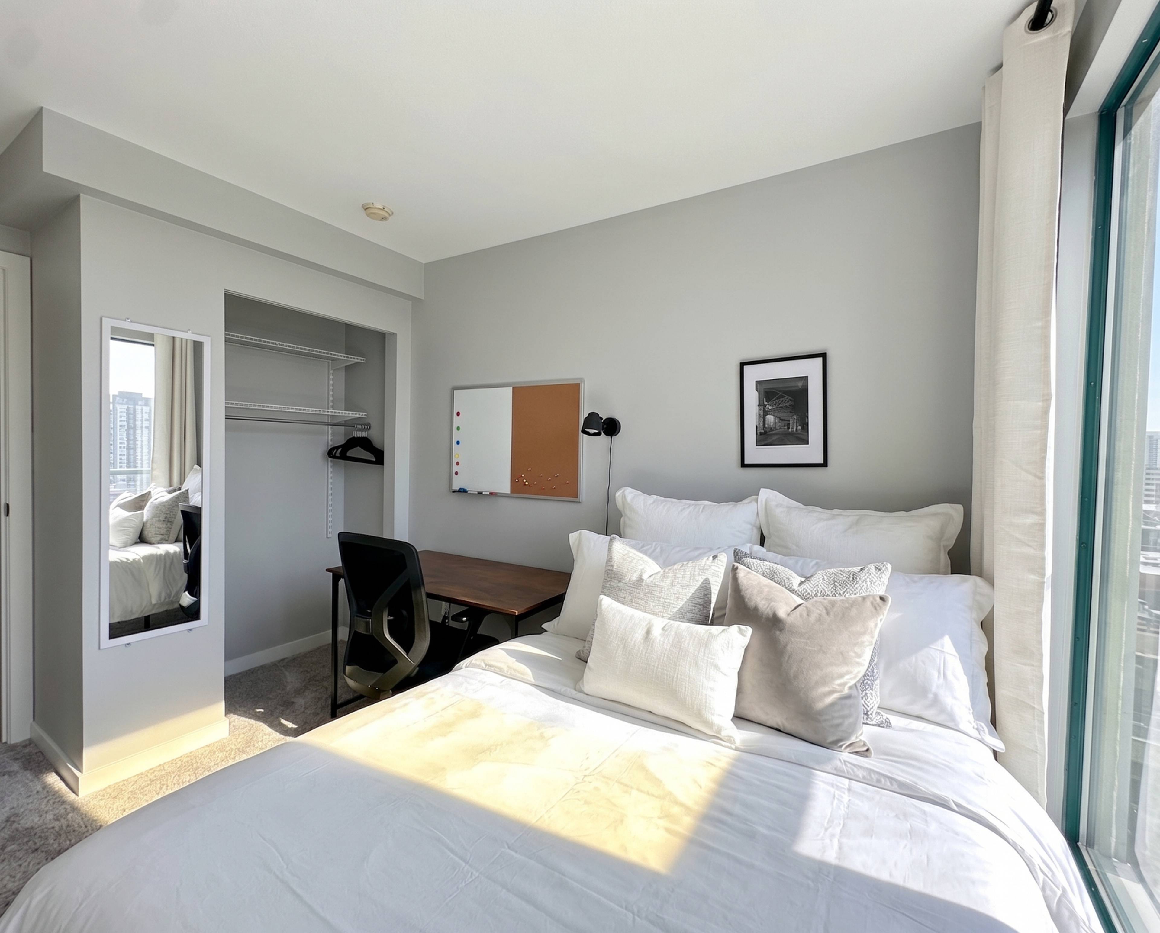 Room for rent $1,800 / month