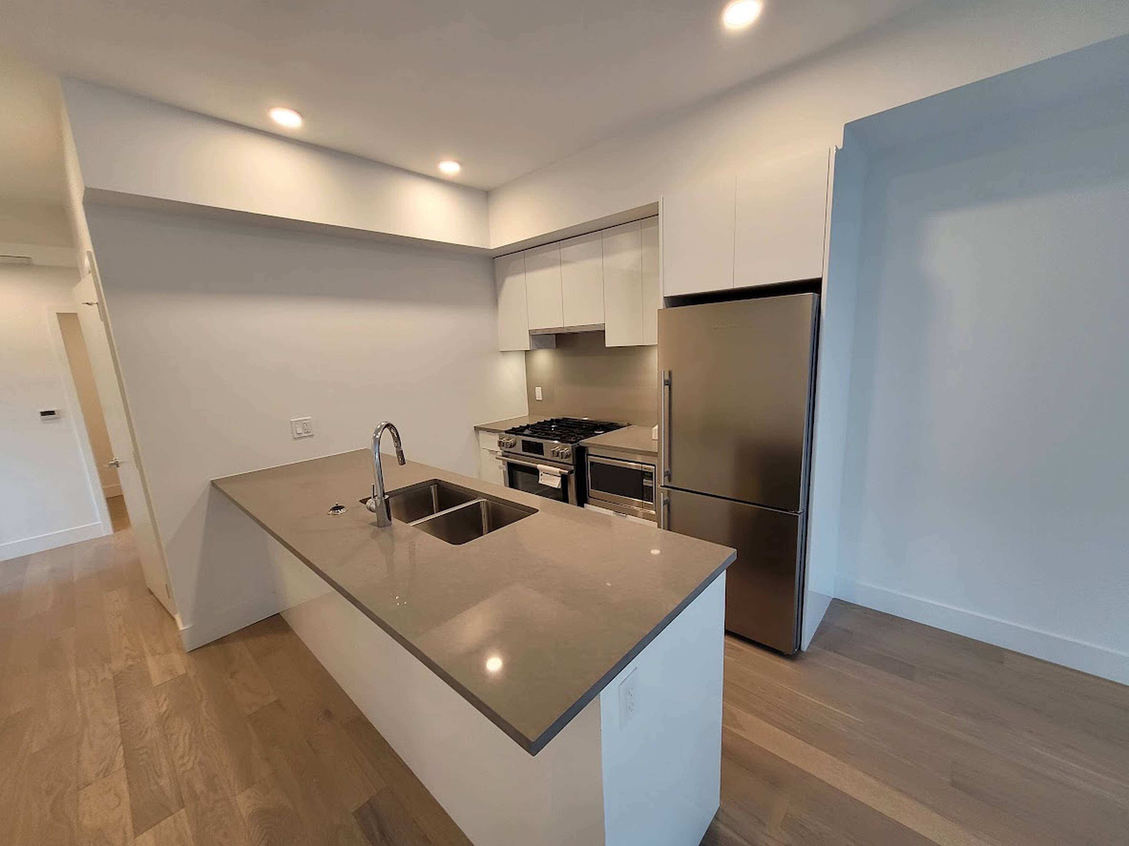 2 室  · 2 卫 for rent $2,750 / 月