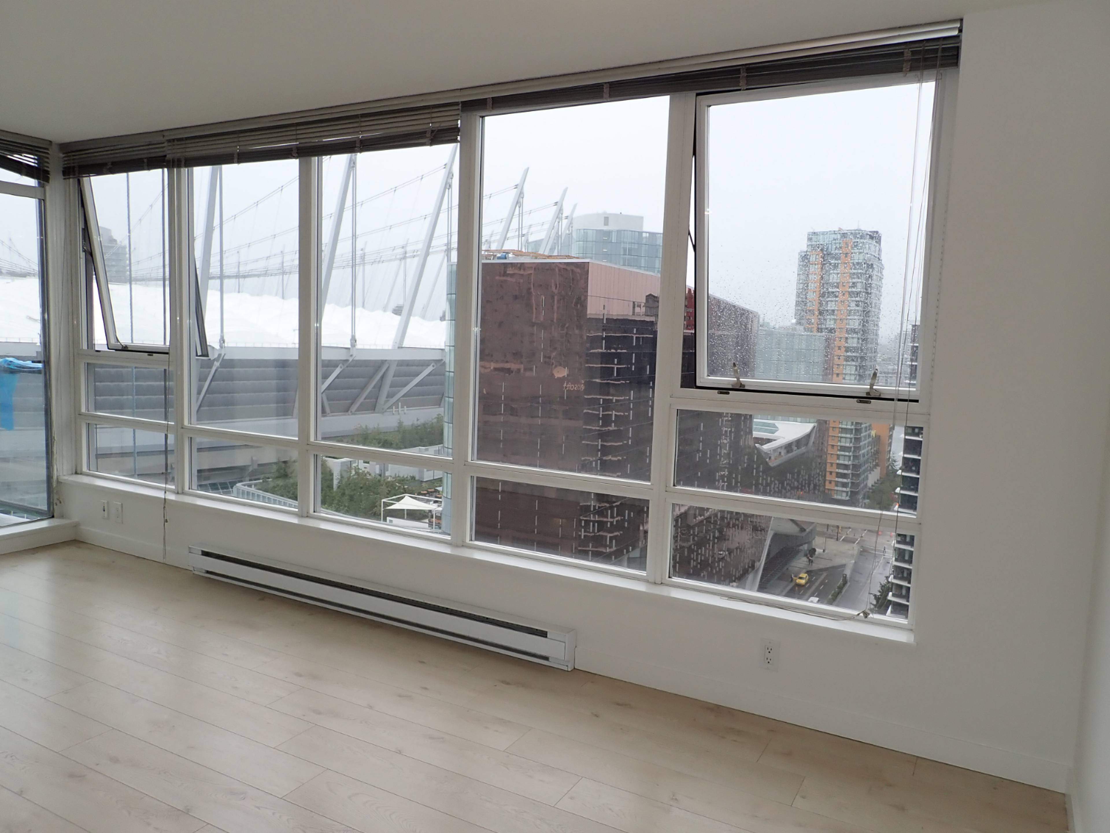 2 室  · 1 卫 for rent $3,200 / 月