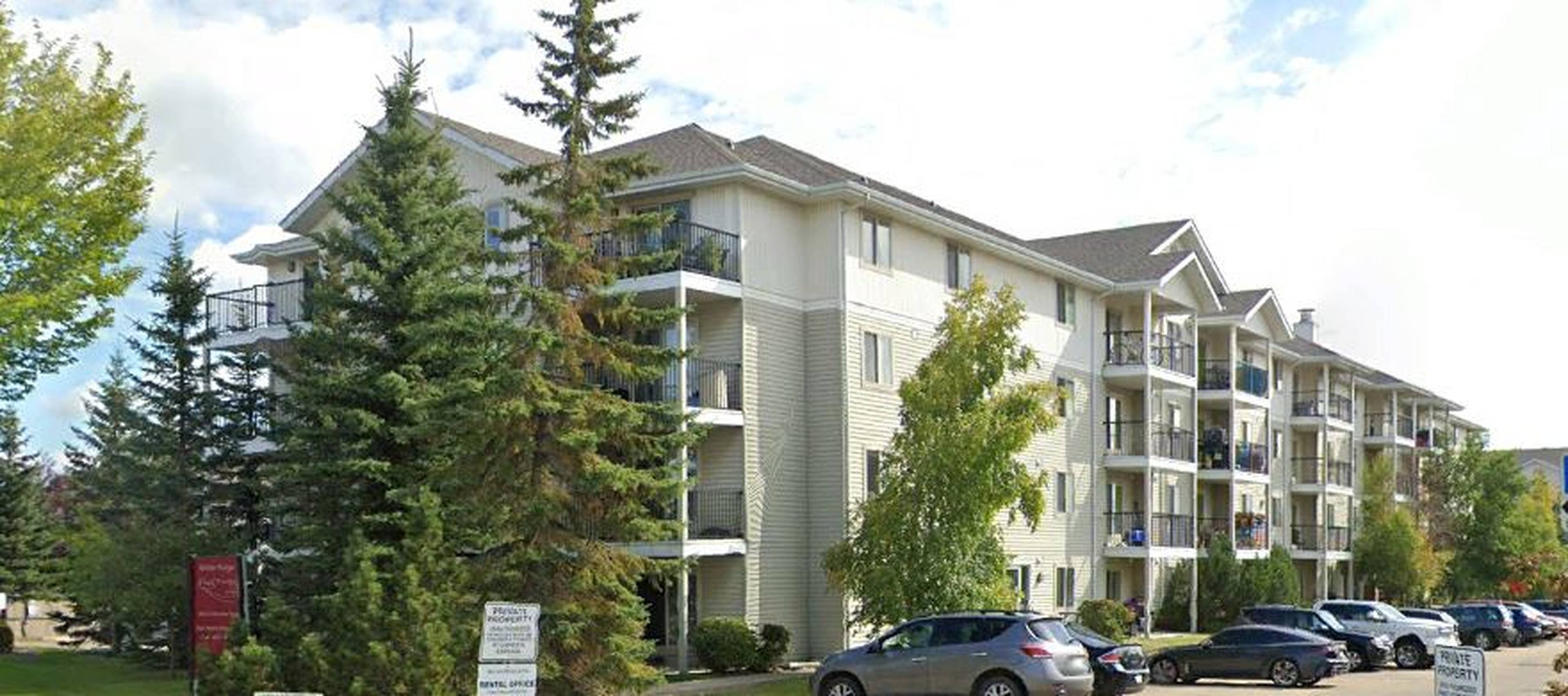1 ch.  · 1 s. de bains for rent $1,340 / jour