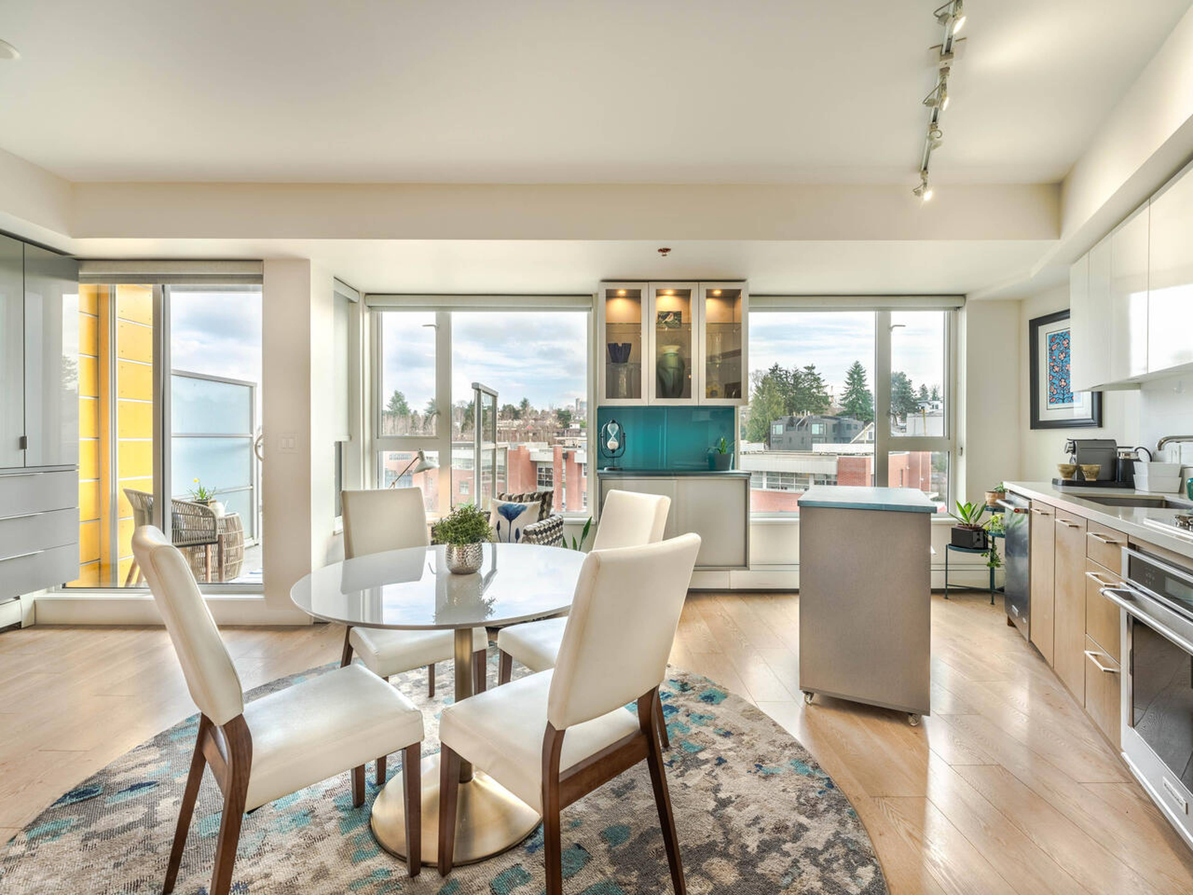 单身公寓  · 1 卫 for rent $2,900 / 月
