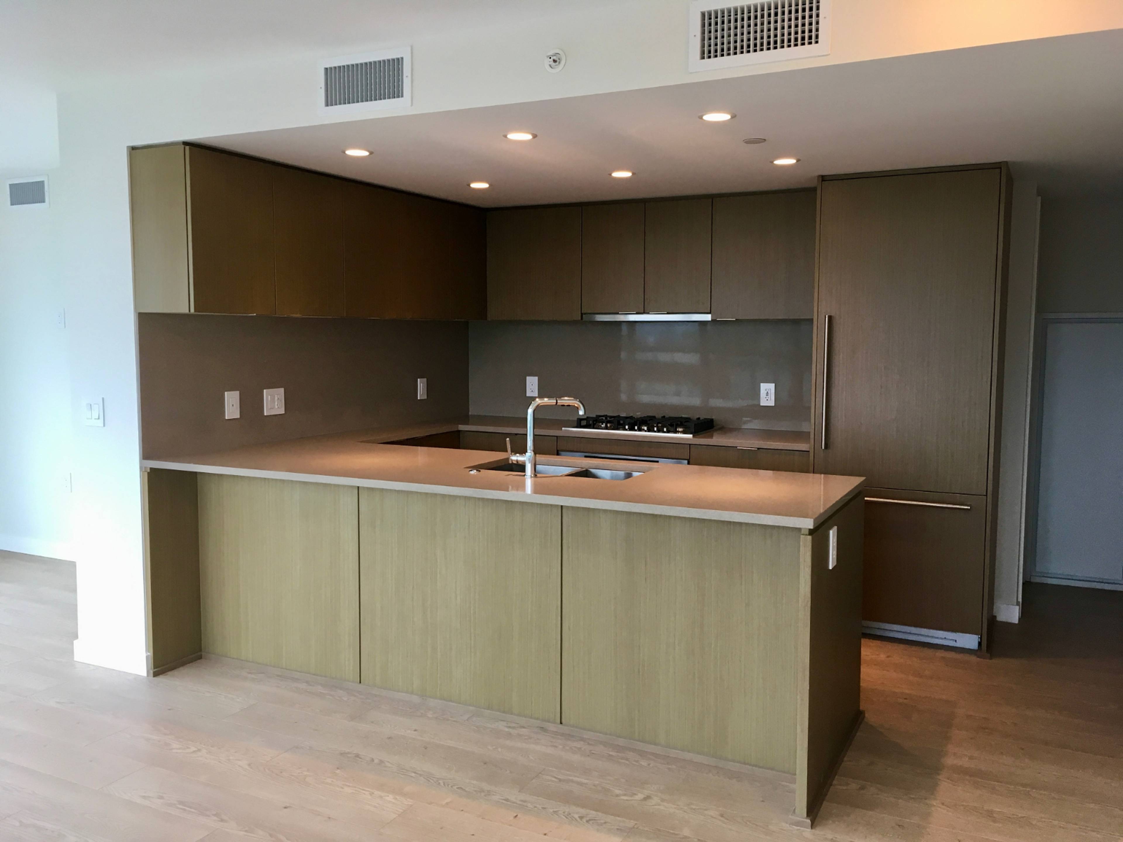 2 室  · 2 卫 for rent $3,800 / 月