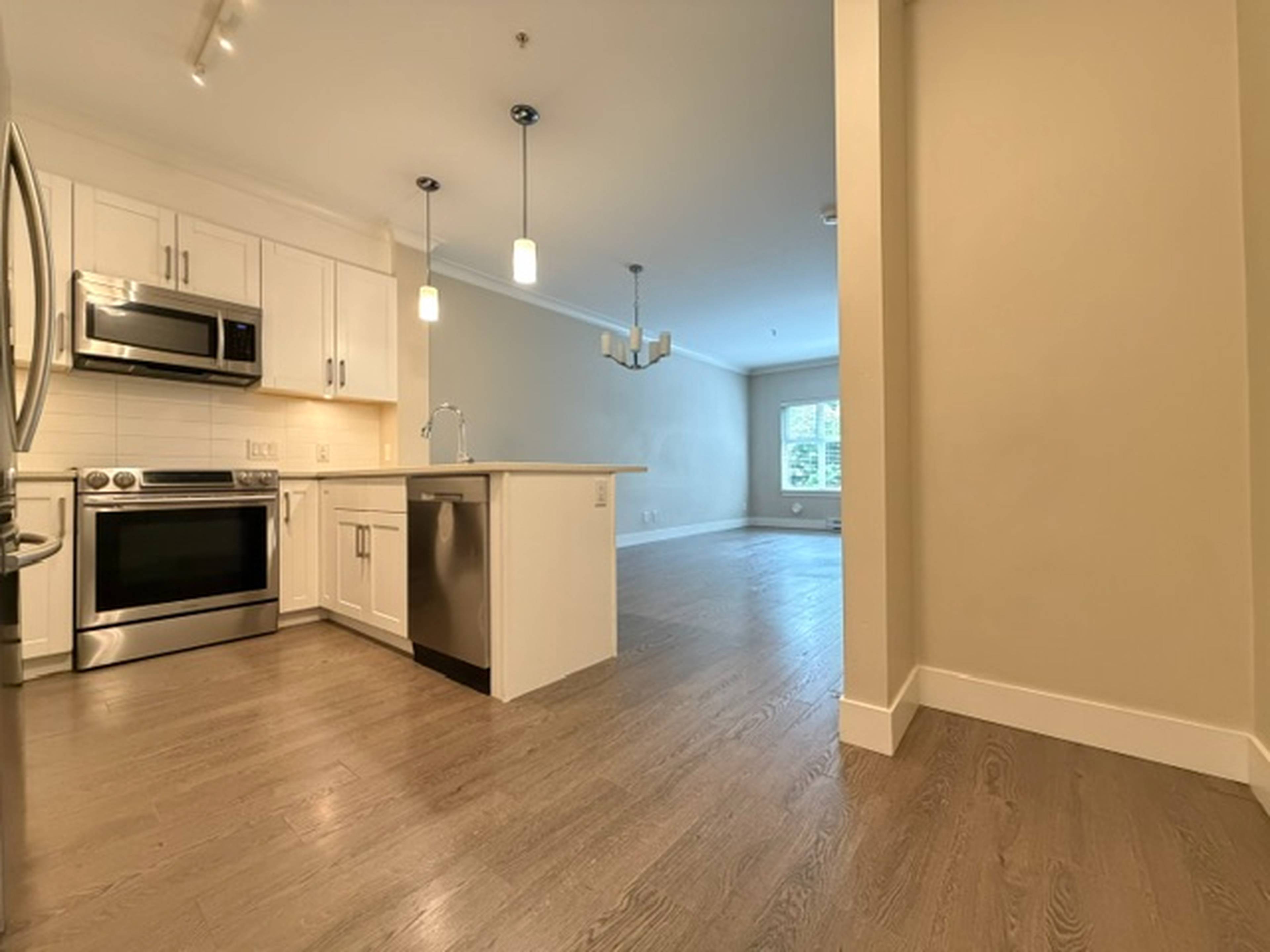 1 室  · 1 卫 for rent $1,750 / 月