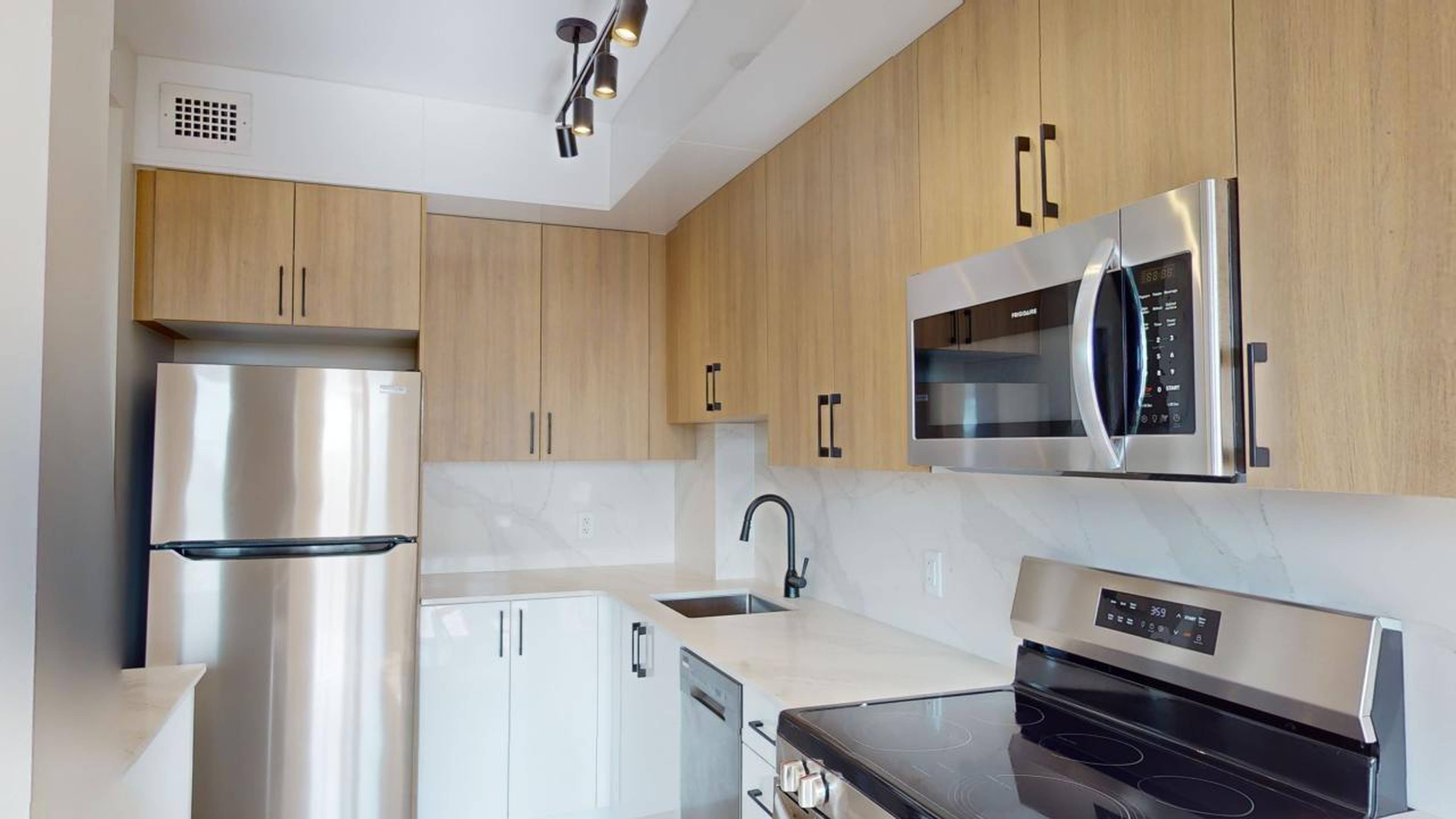 1 室  · 1 卫 for rent $2,195 / 月