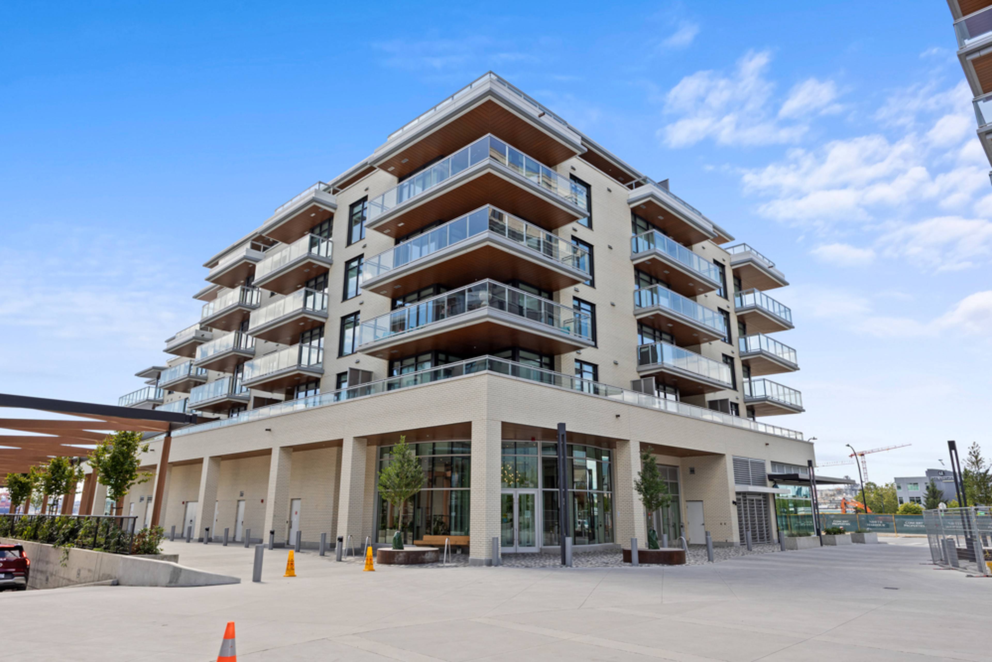 2 室  · 2 卫 for rent $4,600 / 月