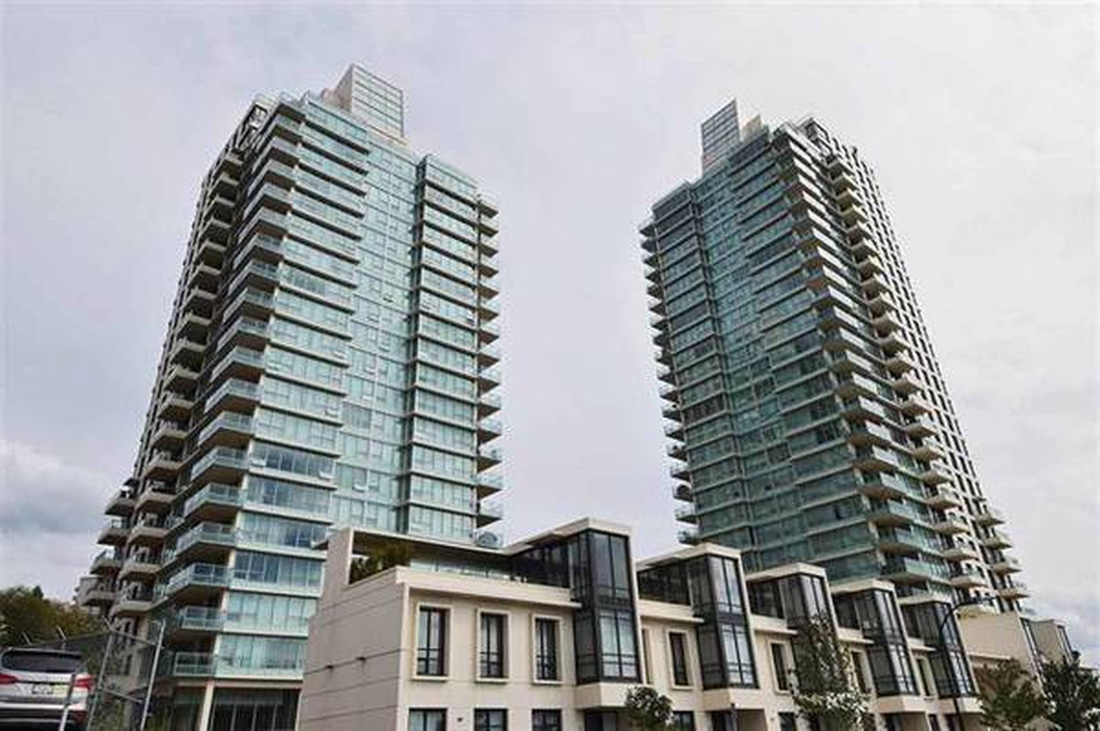 2 ch.  · 2 s. de bains for rent $2,850 / mois