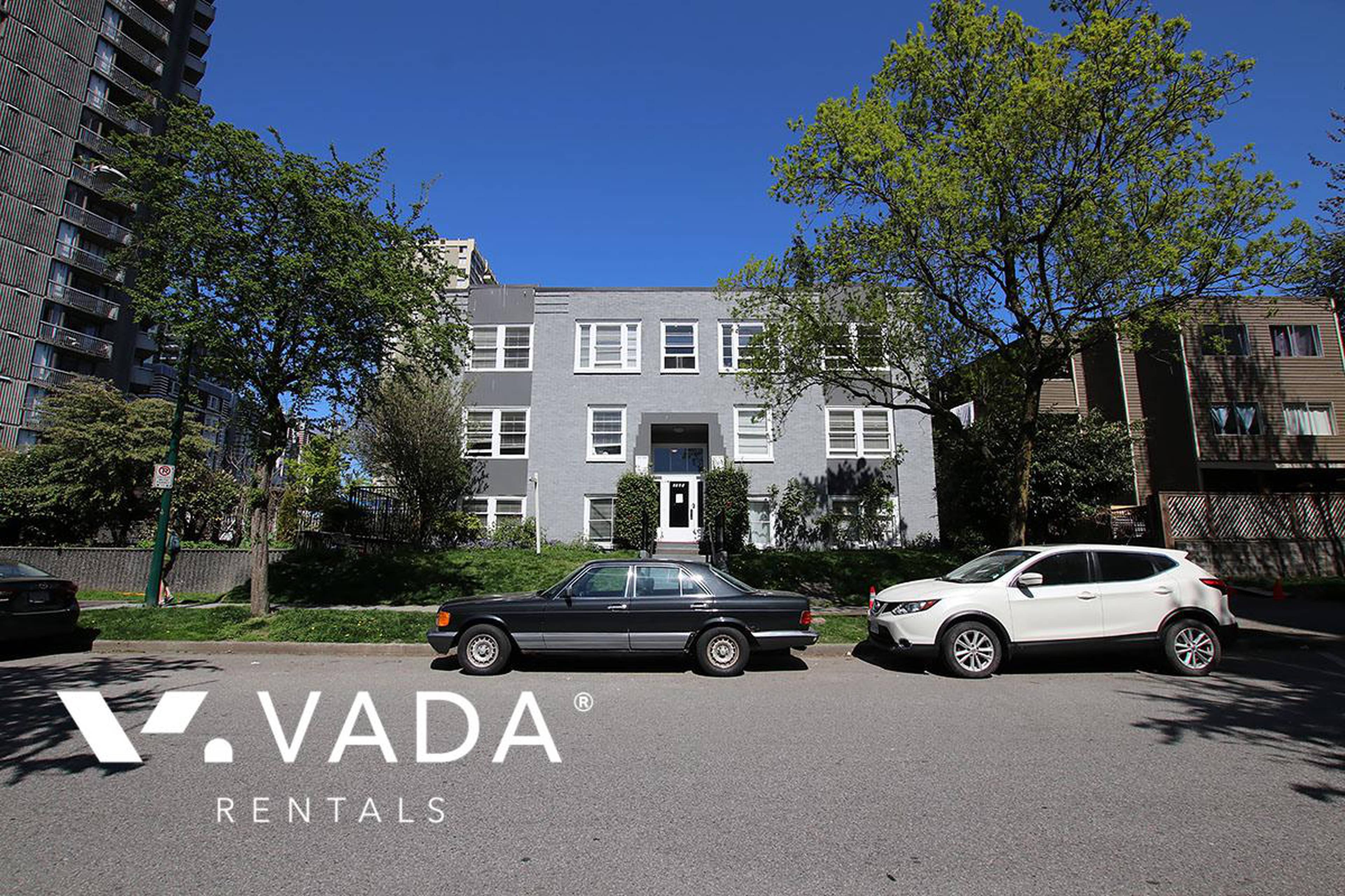 1 室  · 1 卫 for rent $2,400 / 月