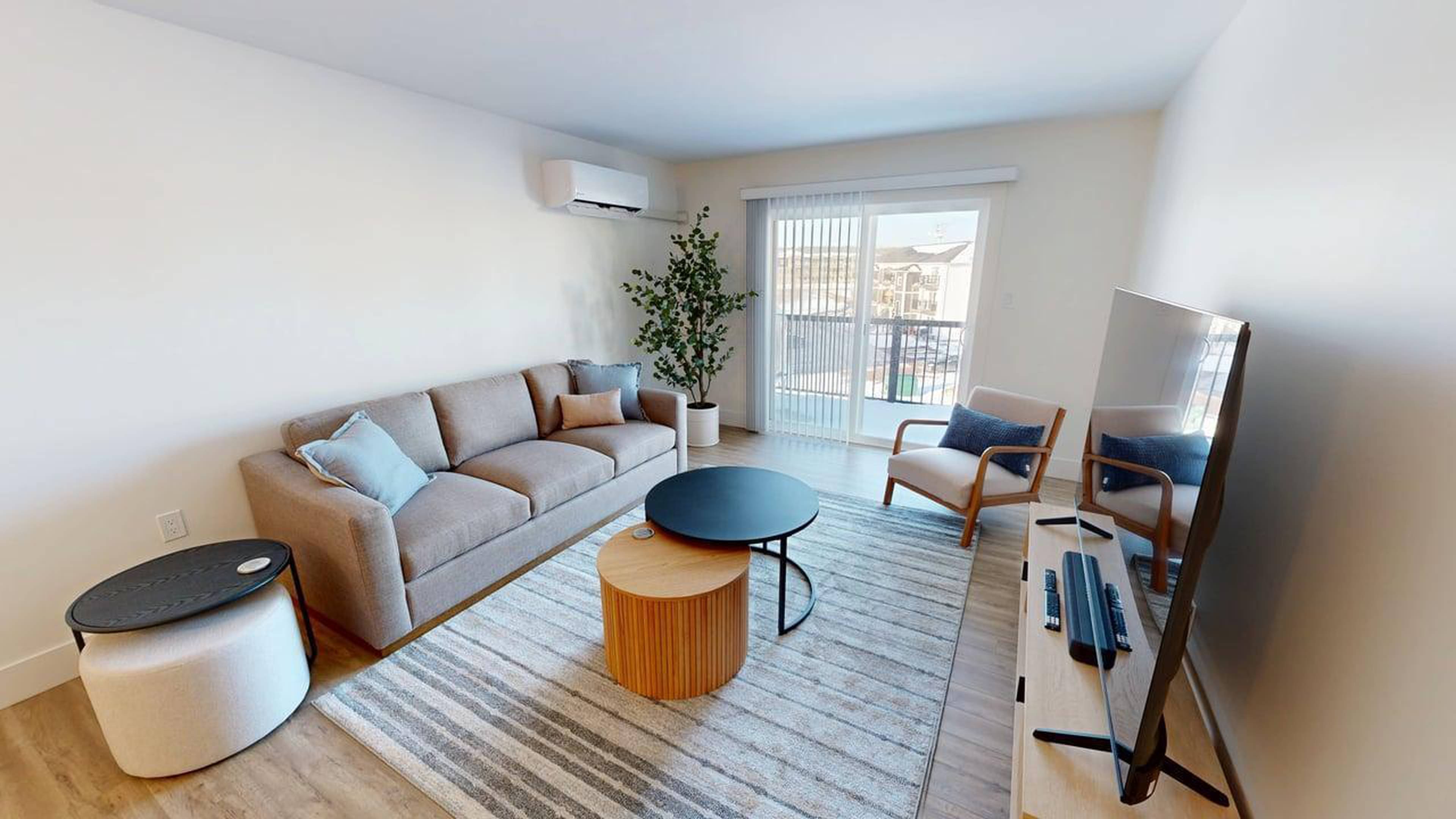 2 Bed  · 1 Bath for rent $2,100 / month