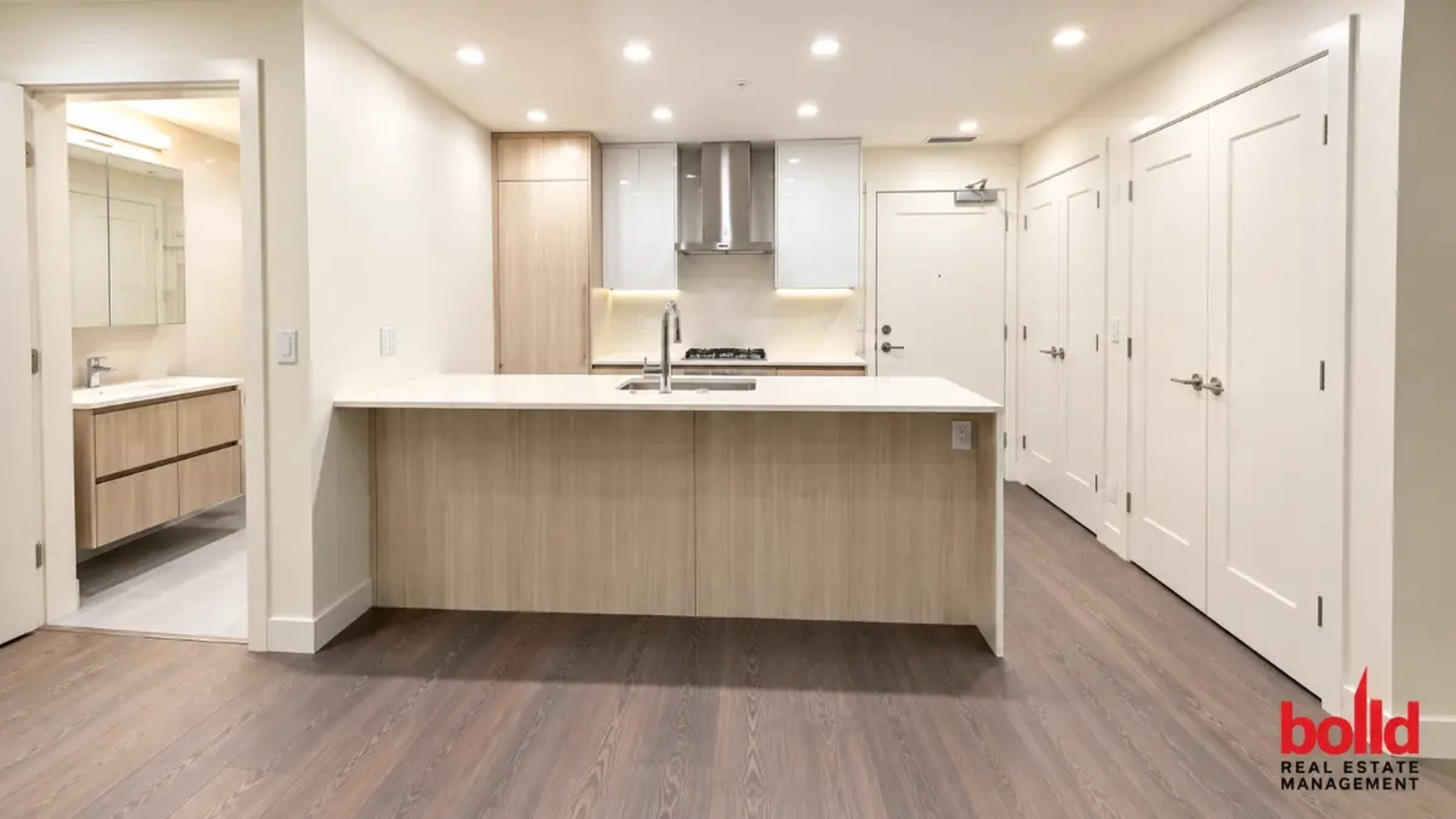 1 室  · 1 卫 for rent $2,275 / 月
