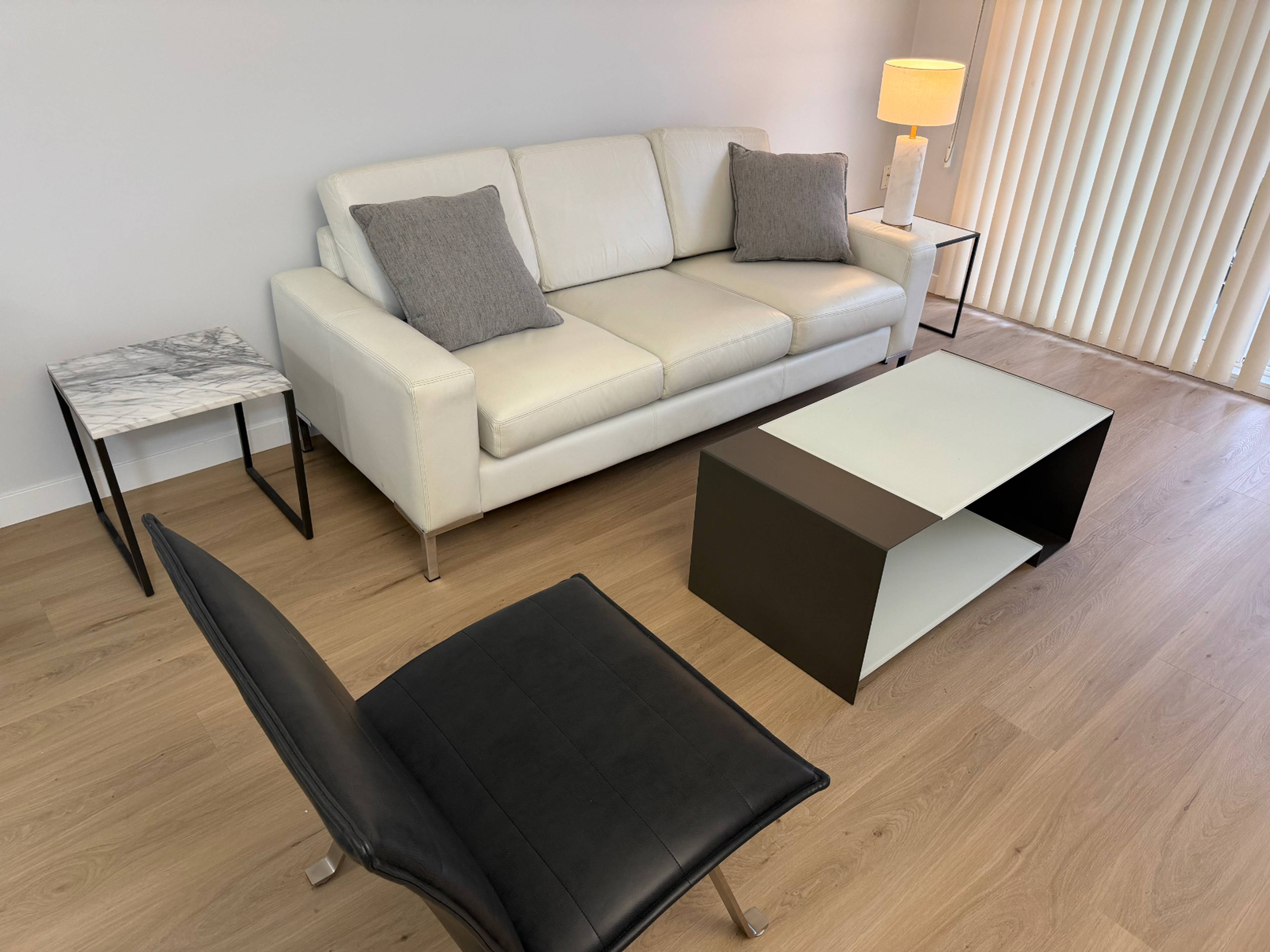 1 室  · 1 卫 for rent $2,395 / 月