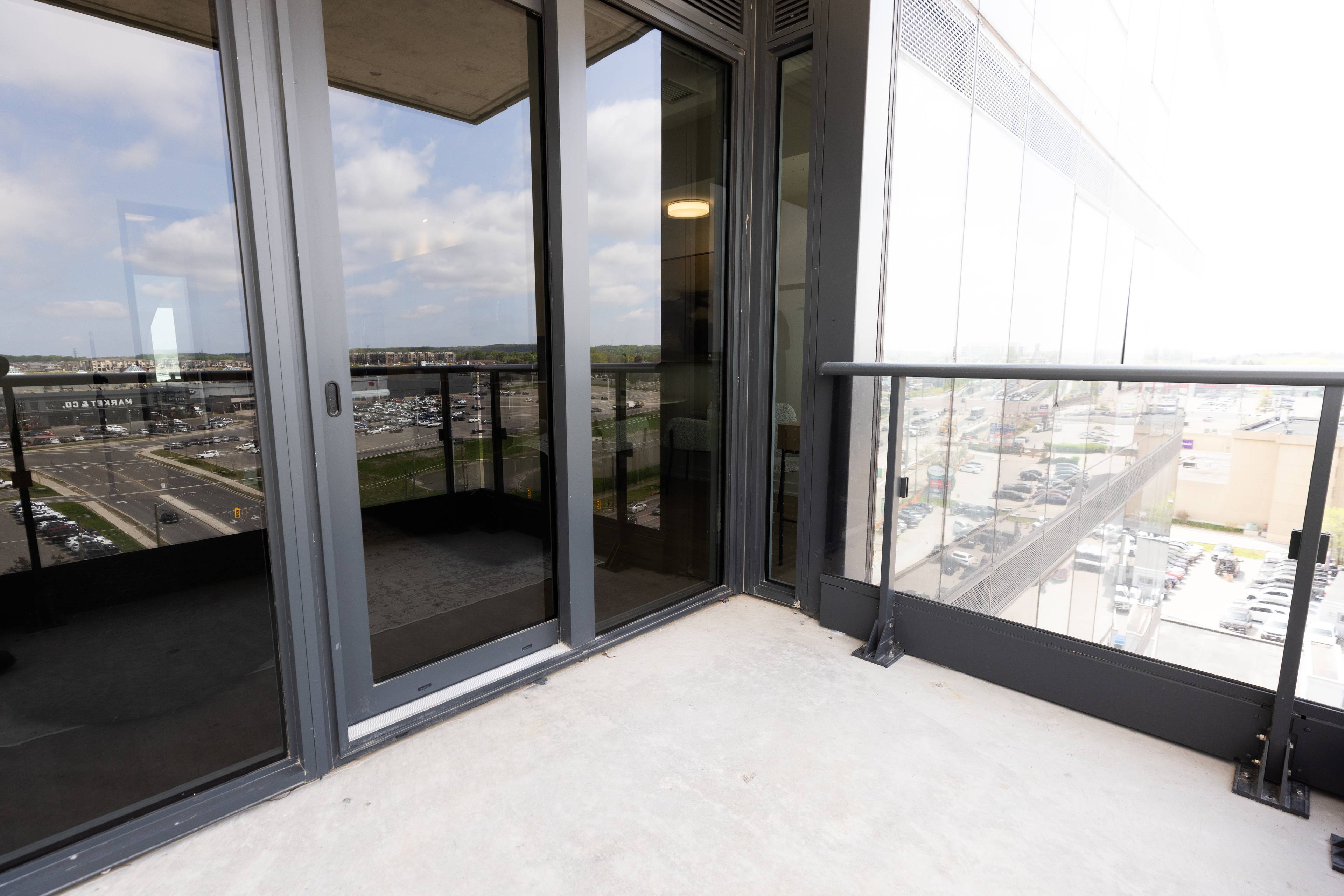 1 室  · 1 卫 for rent $2,100 / 月