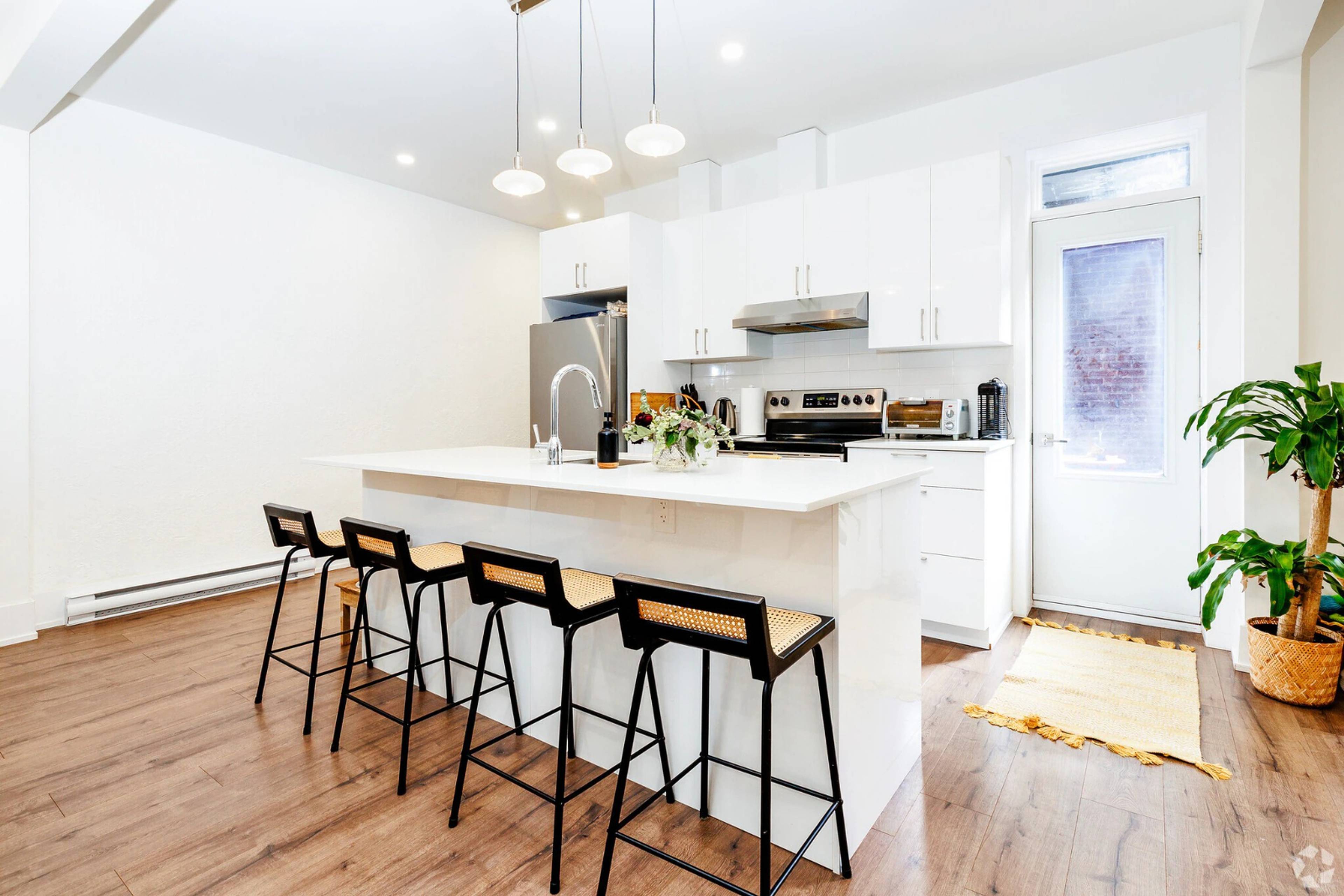 2 Bed  · 2 Bath for rent $2,499 / month