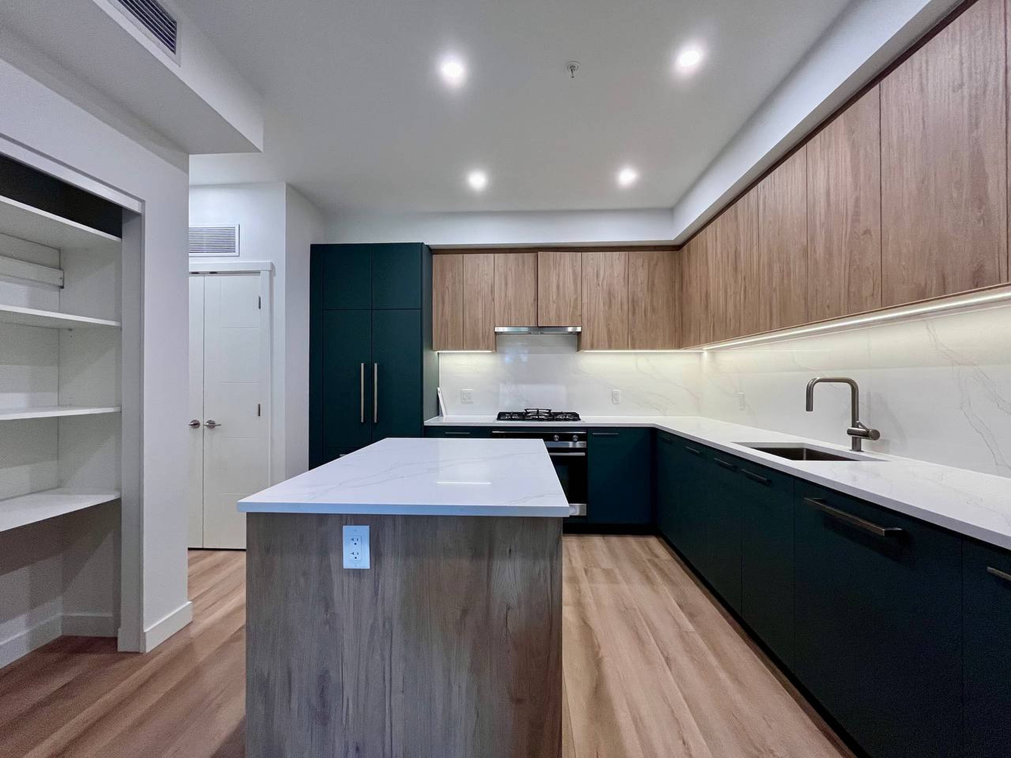 2 Bed  · 2 Bath for rent $2,650 / month