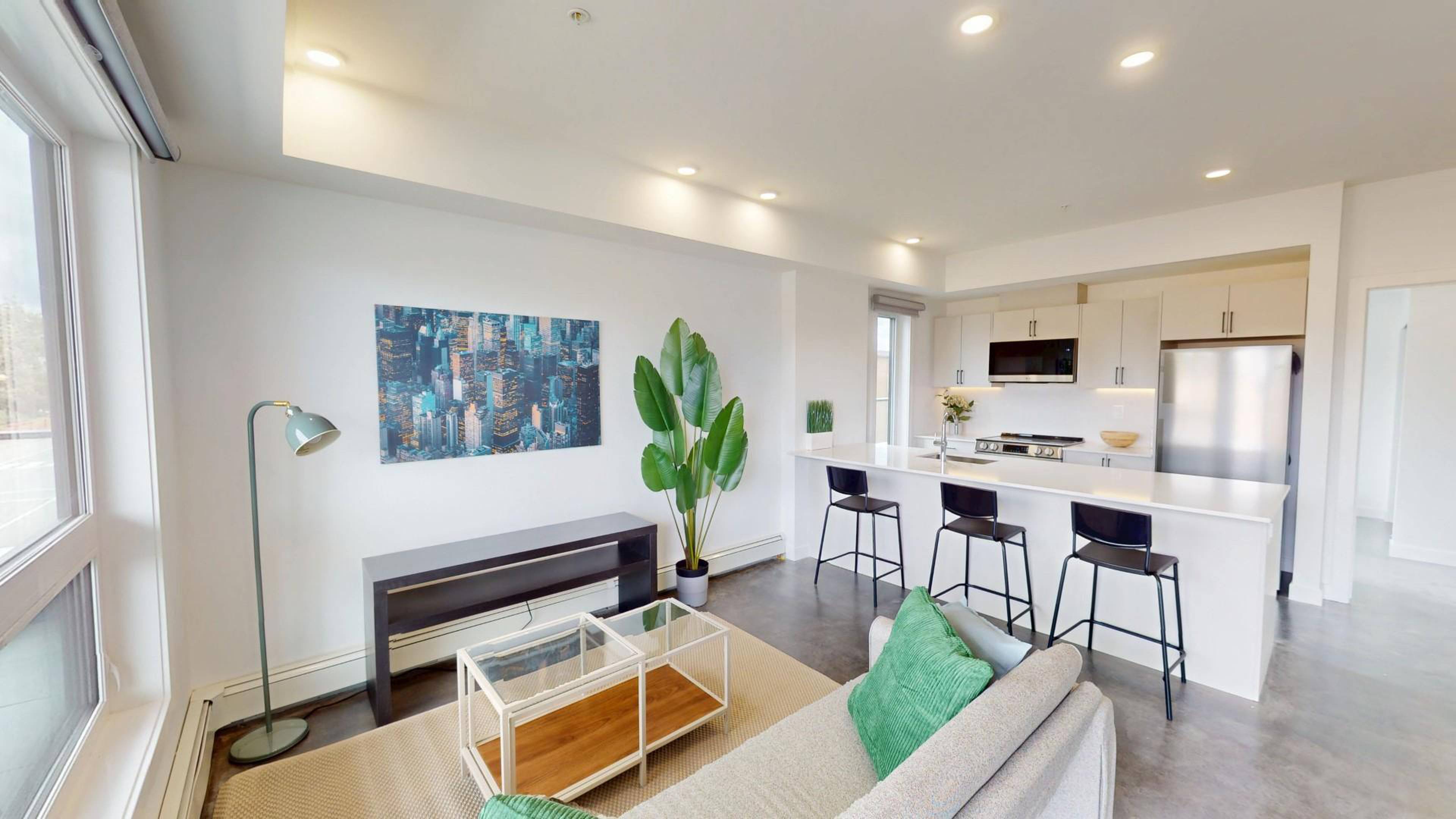2 室  · 1 卫 for rent $2,100 / 月
