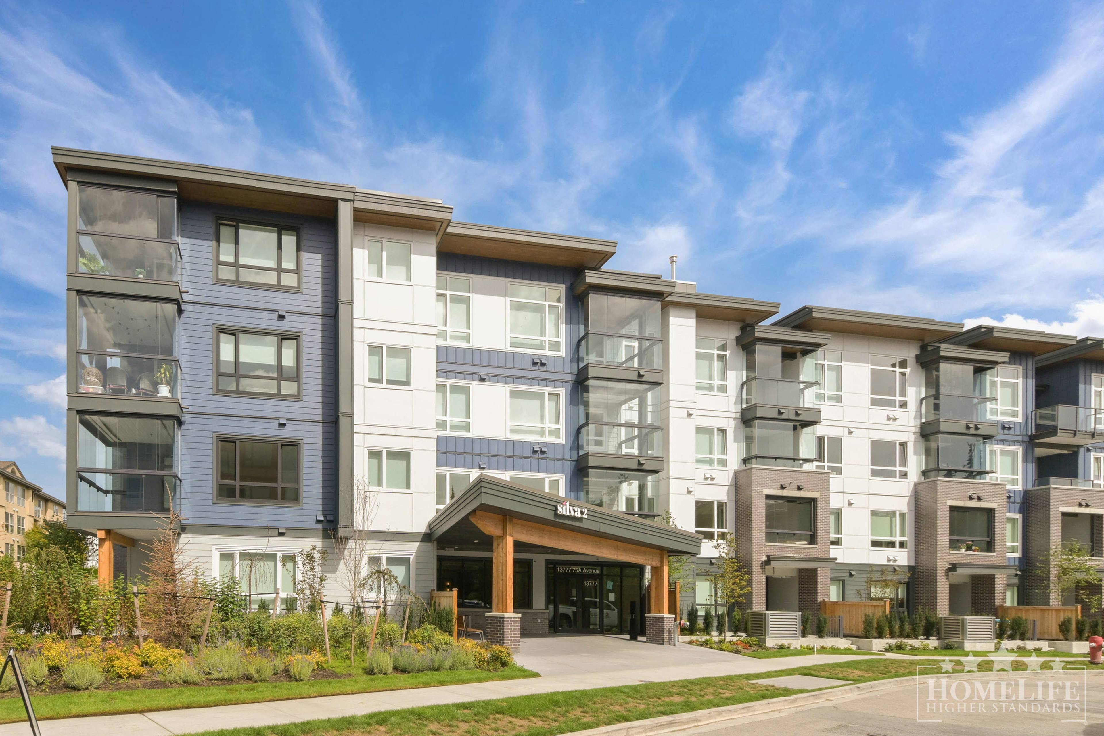 1 ch.  · 1 s. de bains for rent $1,700 / mois