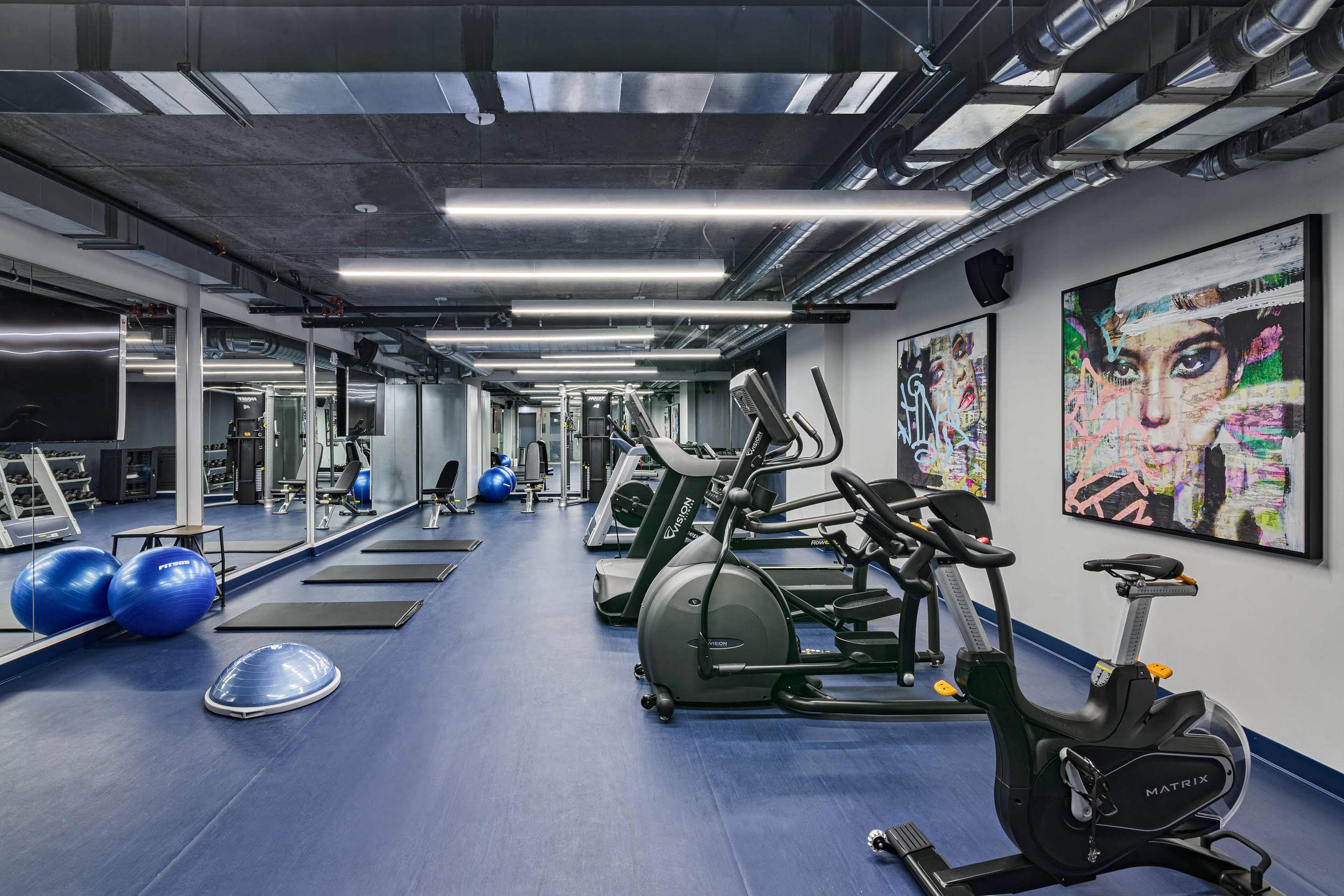 1 ch.  · 1 s. de bains for rent $2,195 / mois