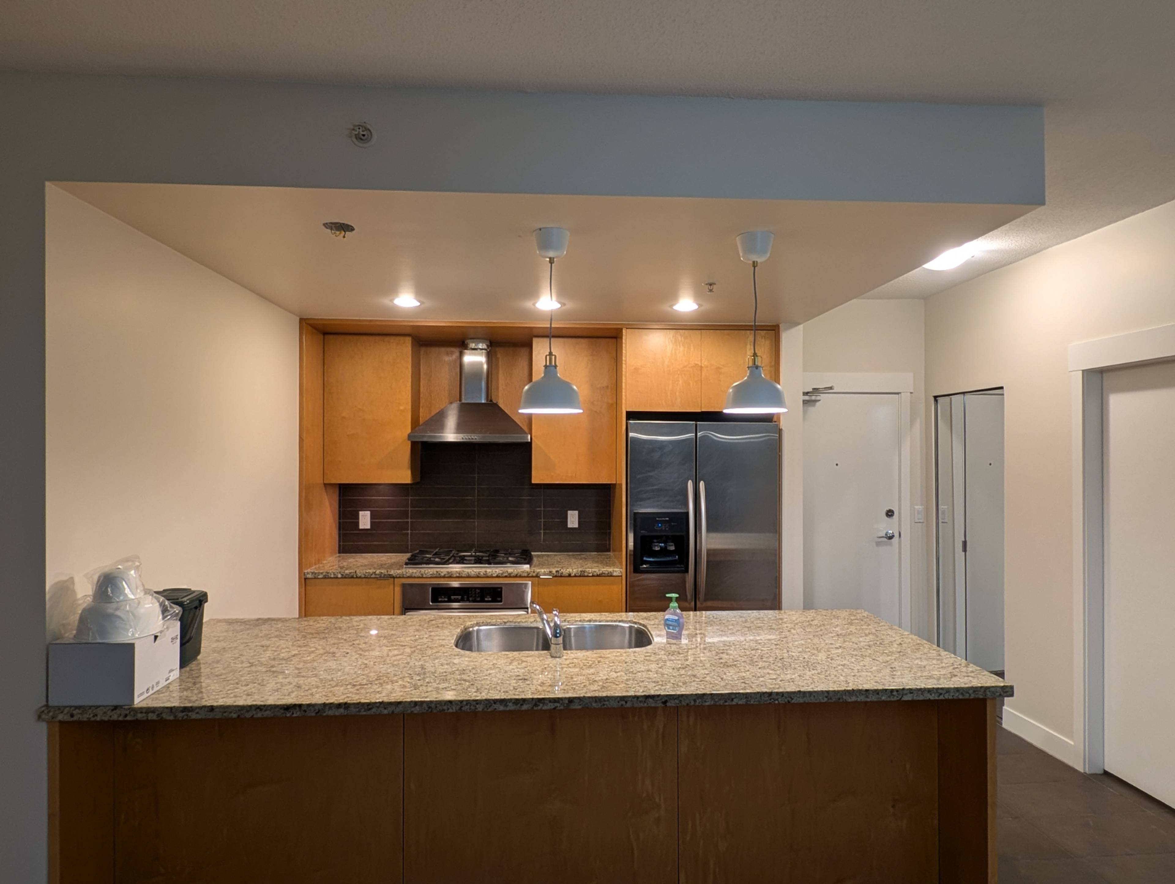 2 室  · 2 卫 for rent $2,650 / 月