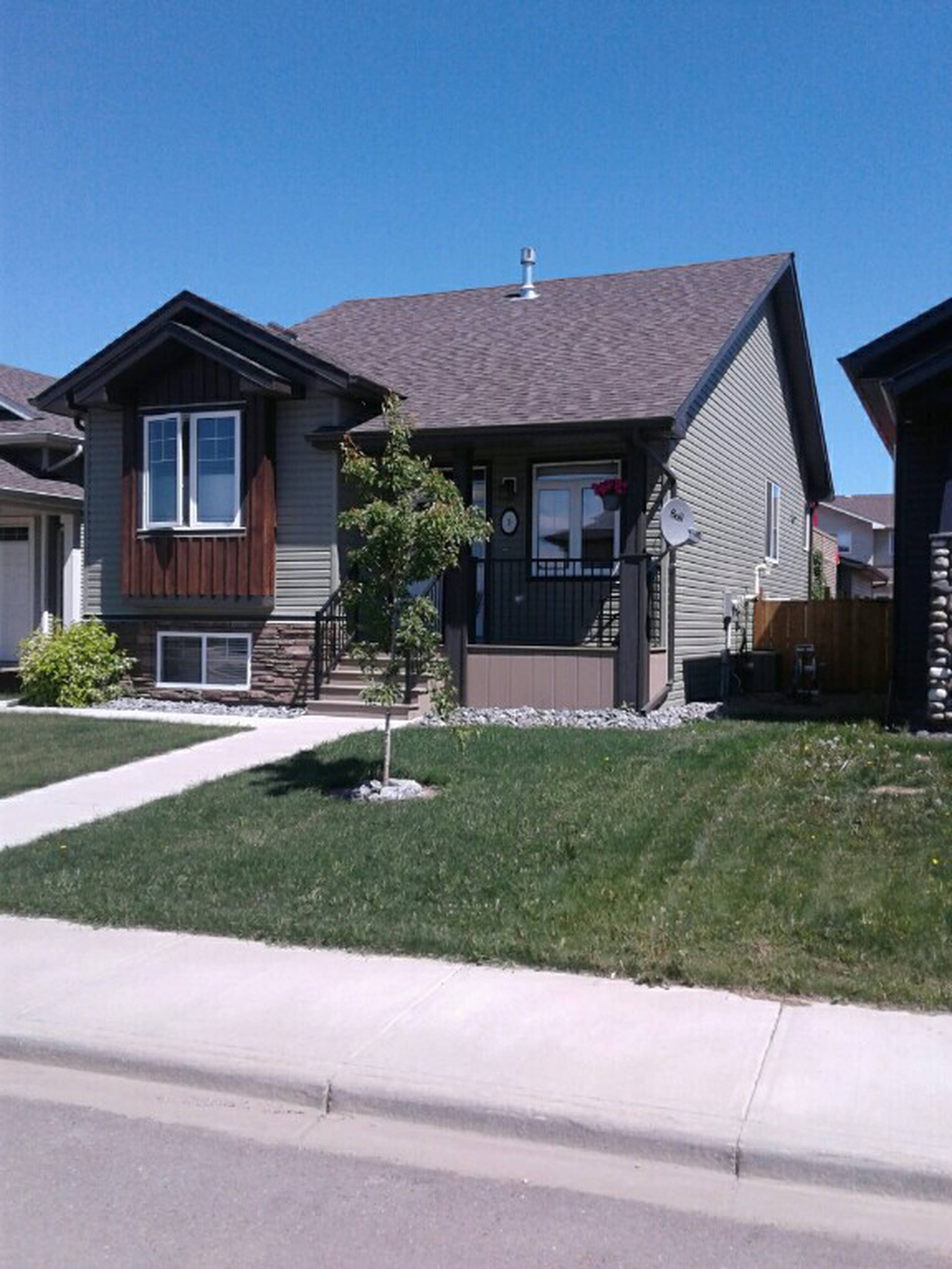 2 Bed  · 1.5 Bath for rent $1,250 / month