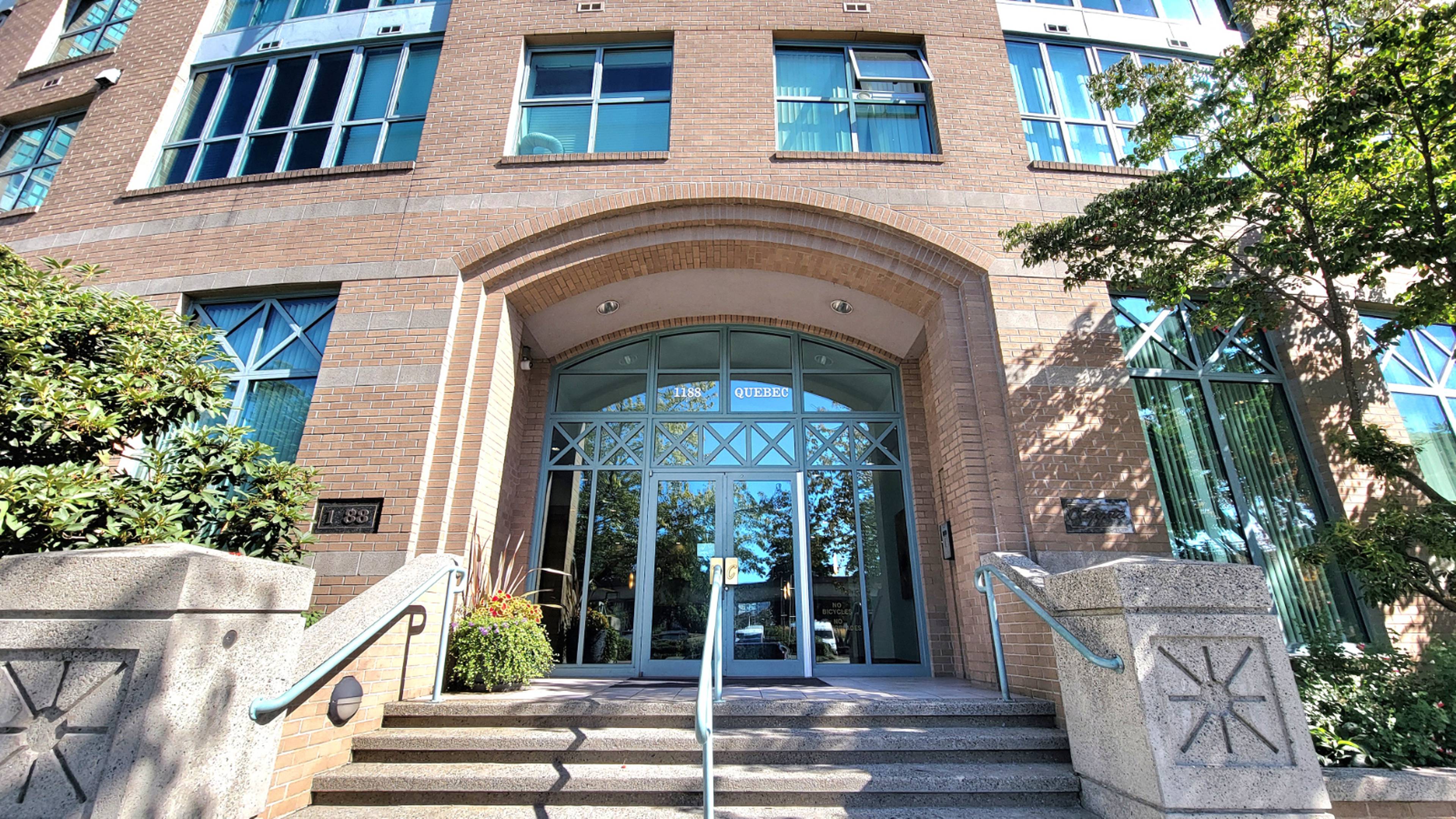 2 Bed  · 2 Bath for rent $4,250 / month