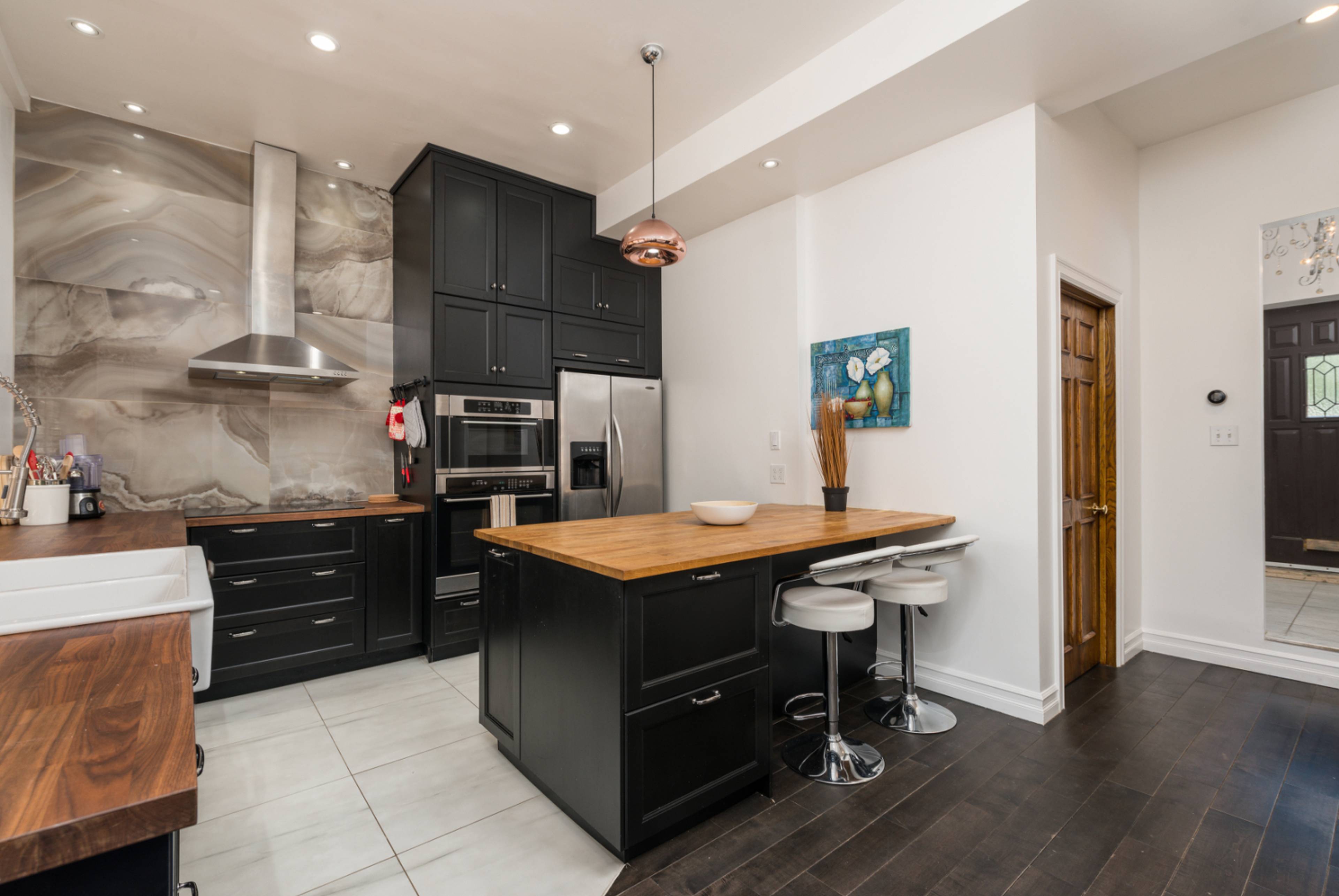 2 Bed  · 1.5 Bath for rent $2,295 / month