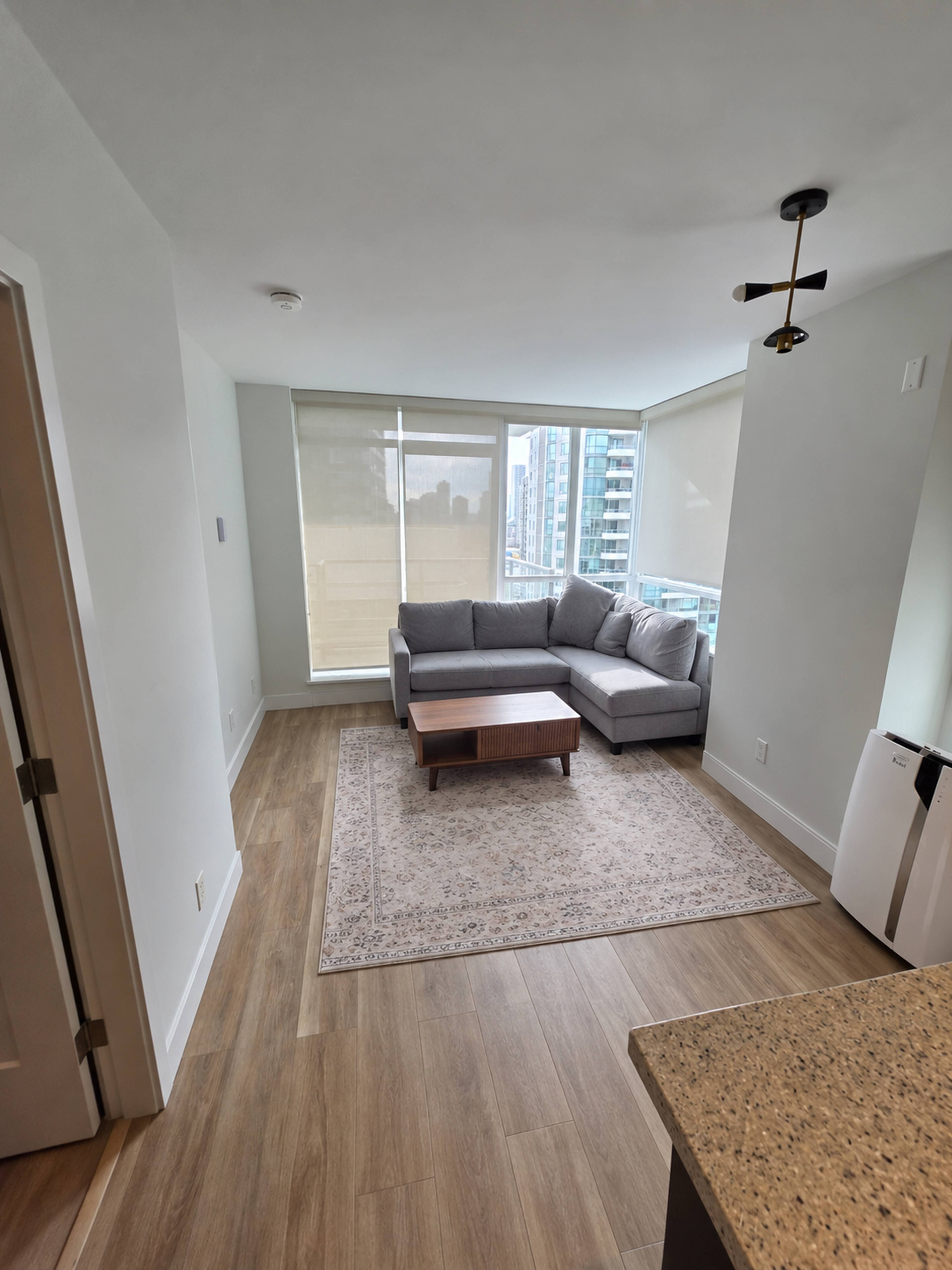 1 室  · 1 卫 for rent $2,950 / 月