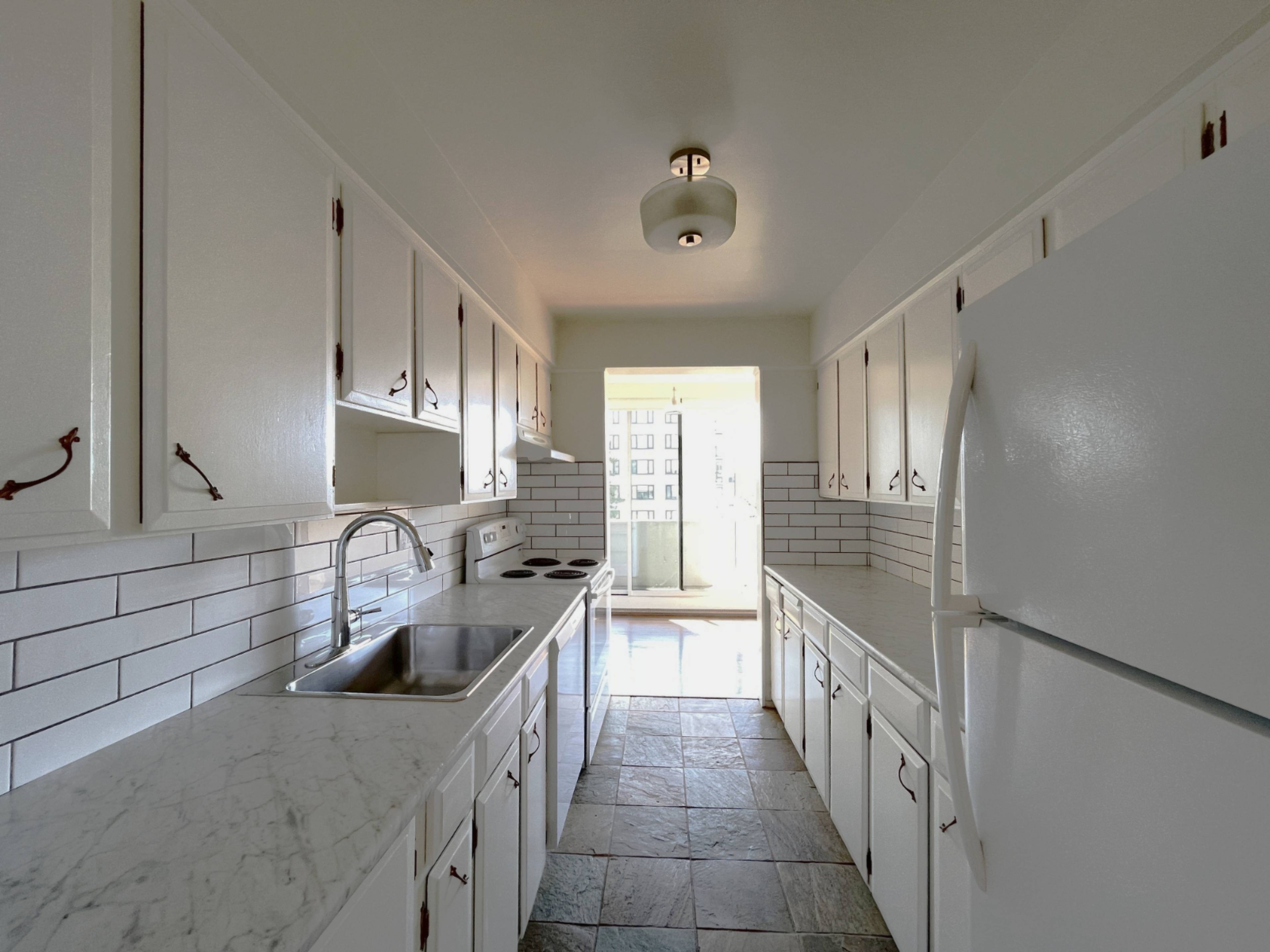 3 室  · 2 卫 for rent $3,200+ / 月