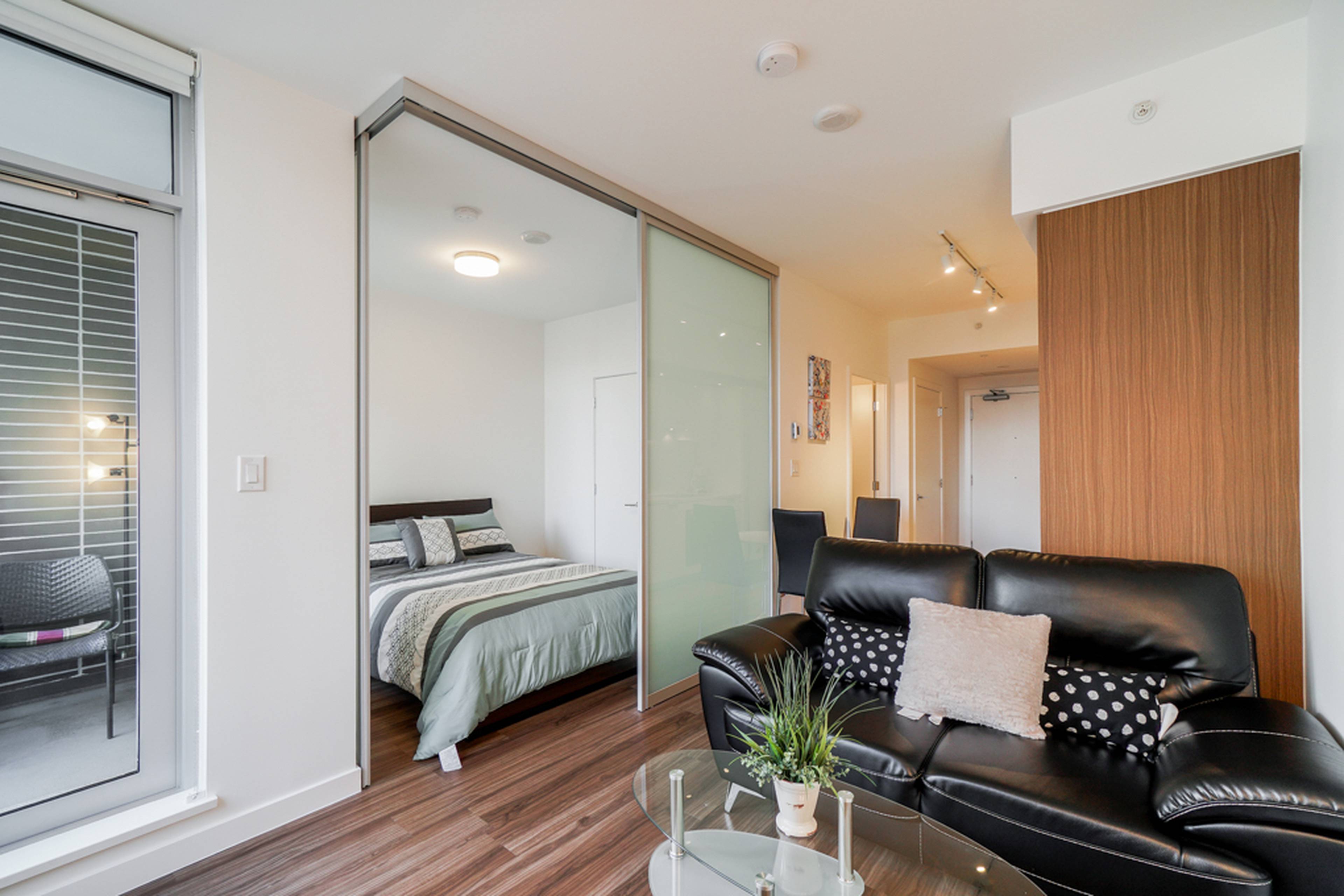 1 室  · 1 卫 for rent $2,800 / 月