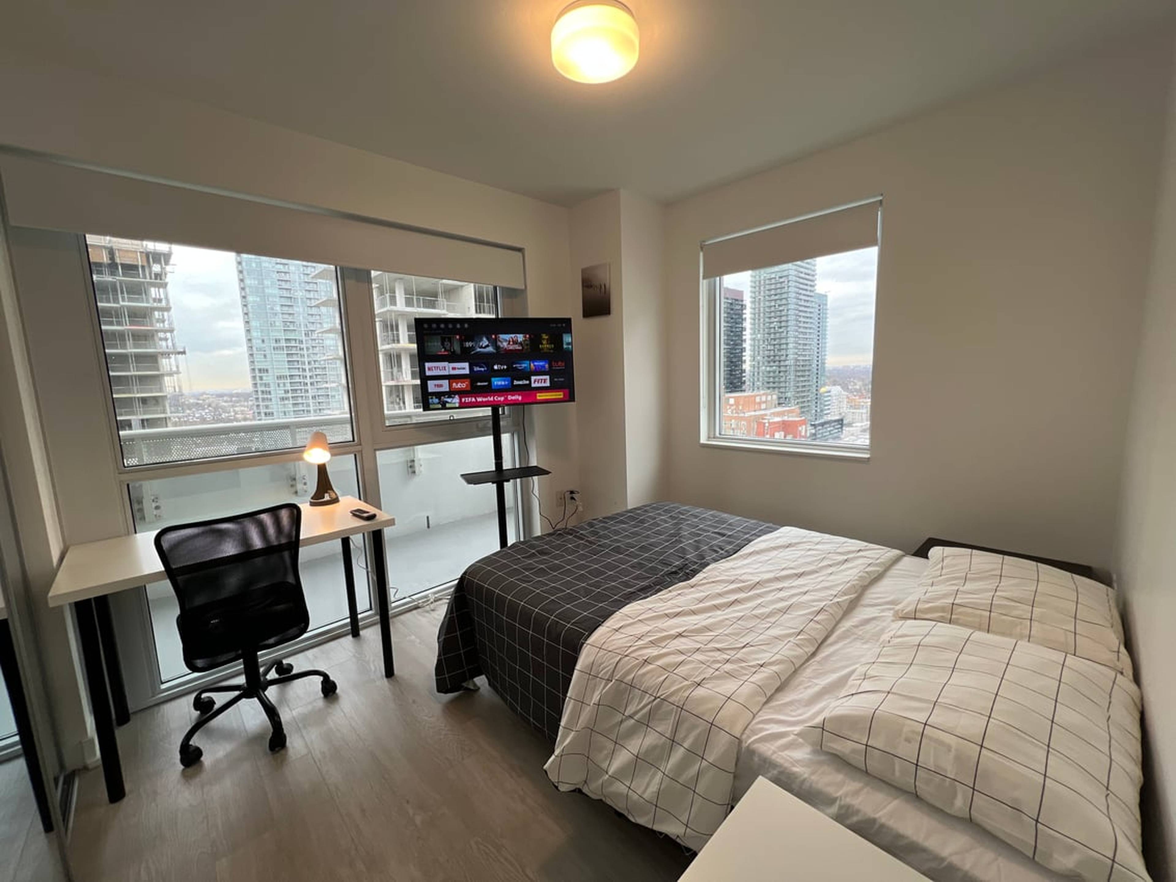 Room for rent $1,180 / month