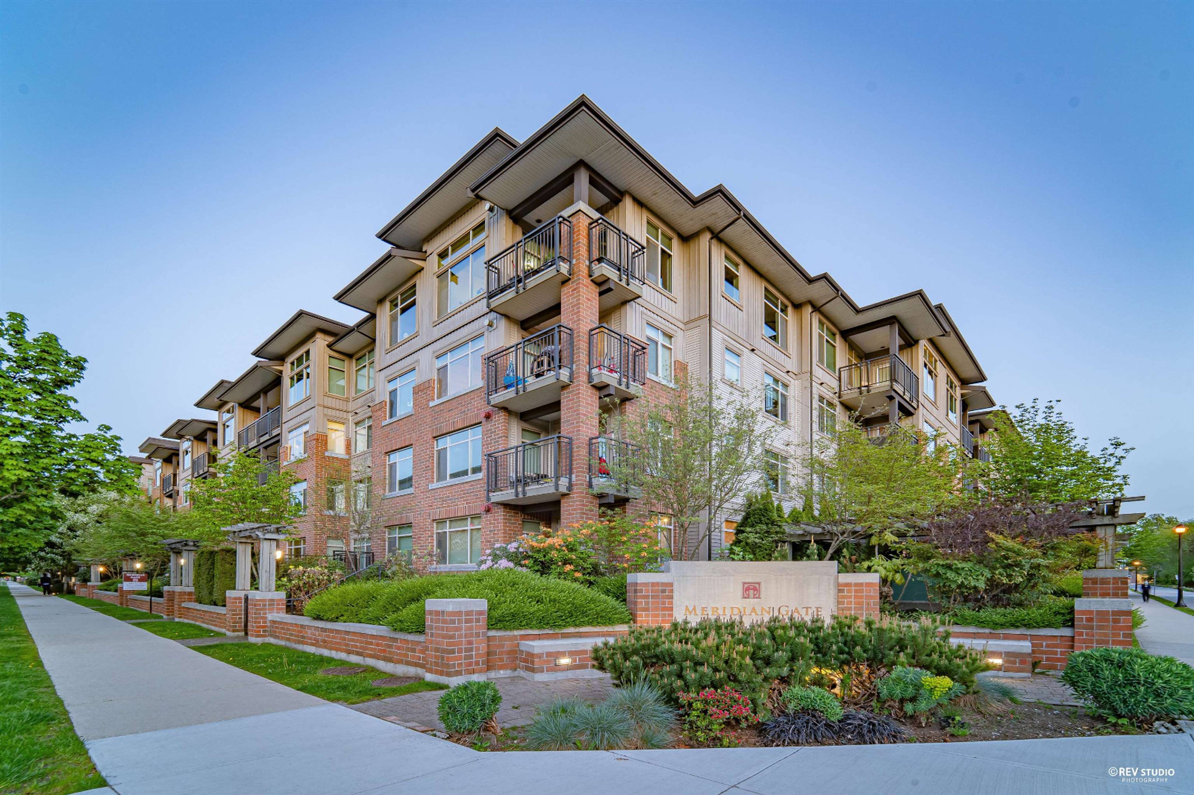 2 Bed  · 2 Bath for rent $2,800 / month