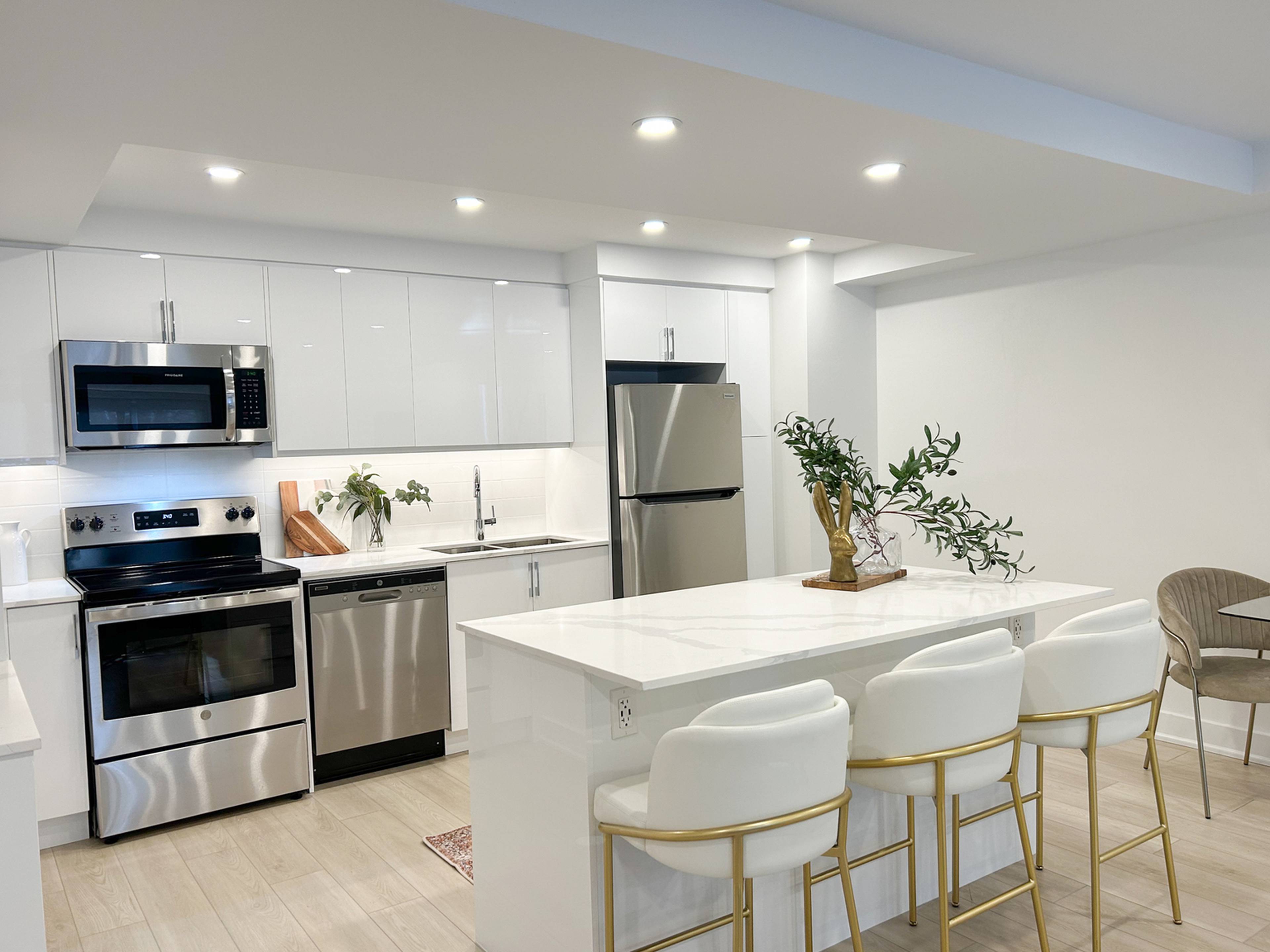 2 Bed  · 1 Bath for rent $3,350 / month