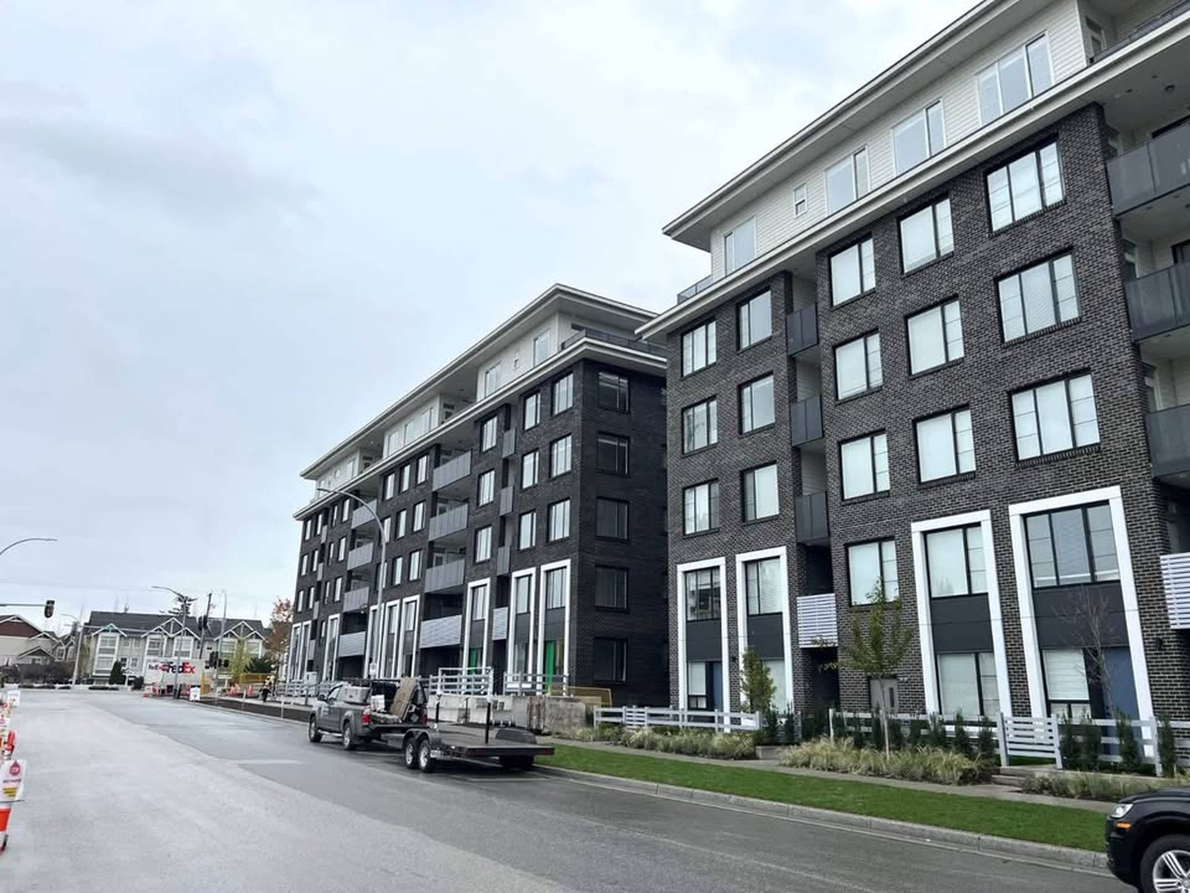 1 ch.  · 1 s. de bains for rent $1,999 / mois