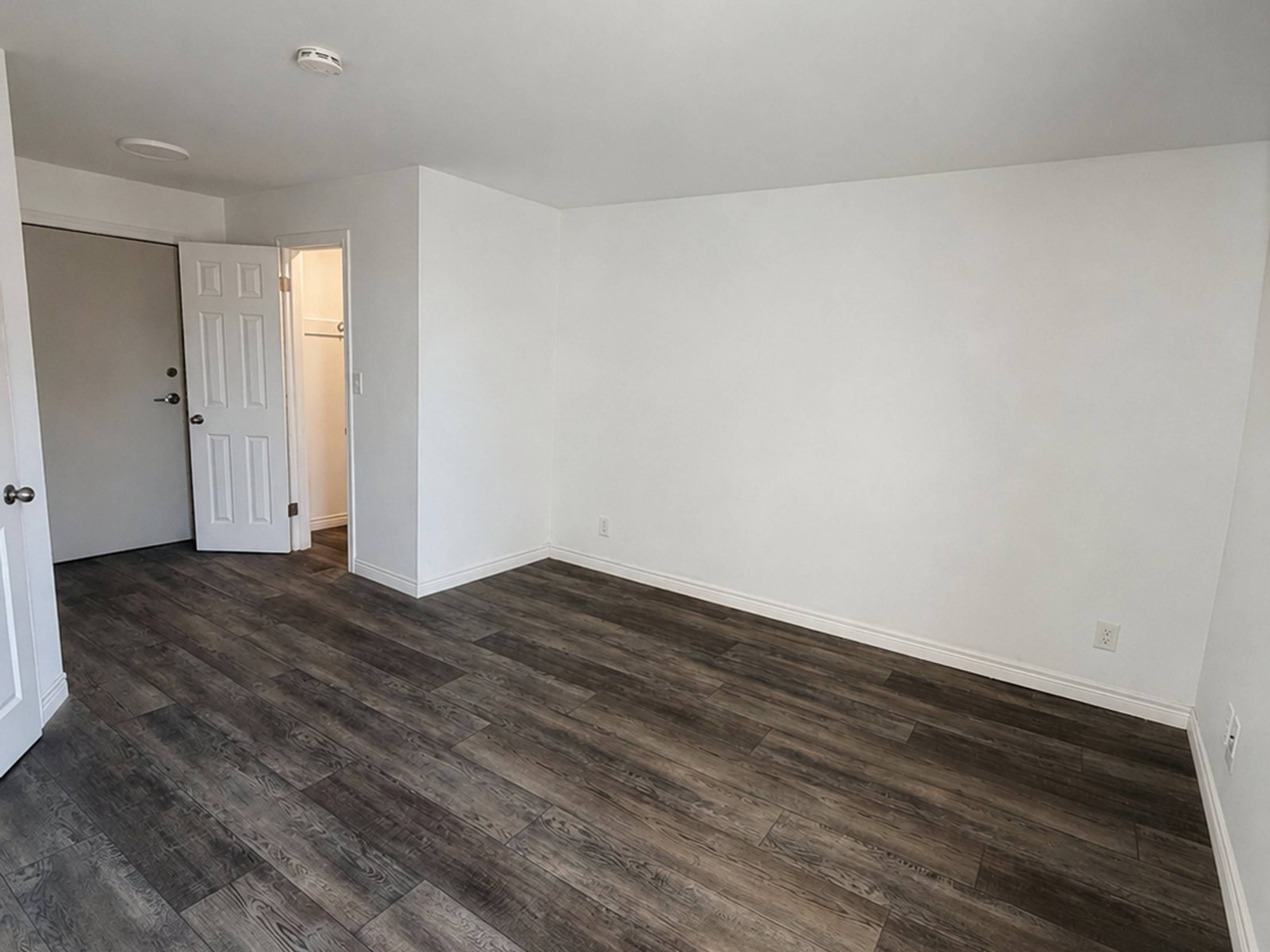 2 室  · 1 卫 for rent $1,900 / 月