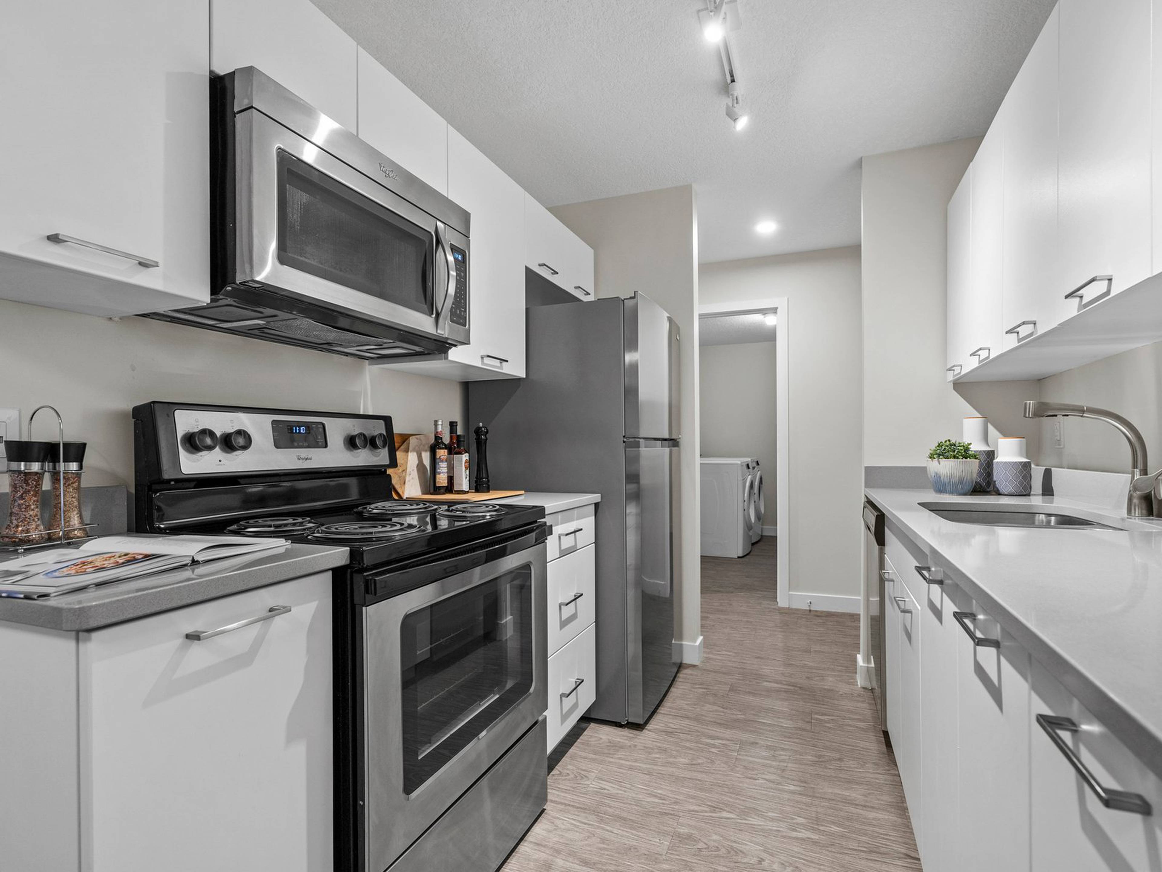 3 ch.  · 1 s. de bains for rent $1,885 / mois