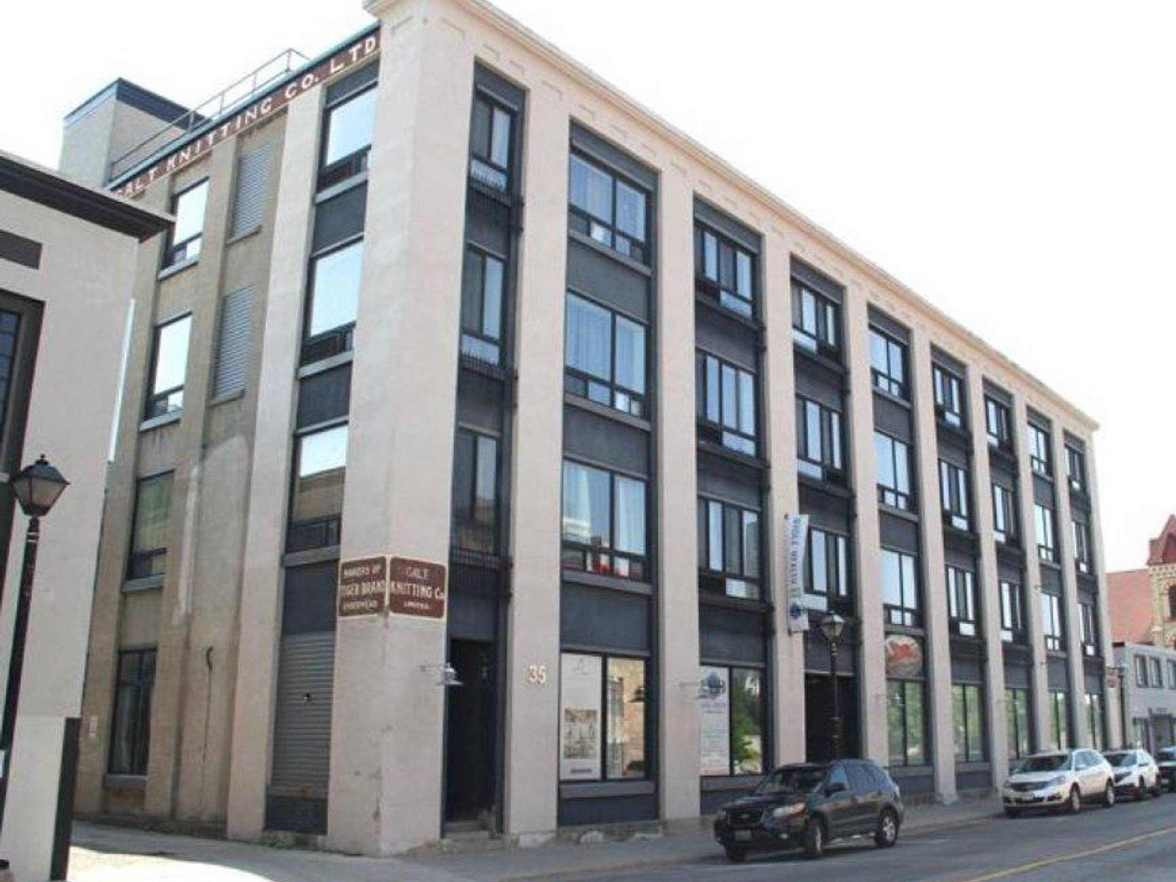 1 室  · 1 卫 for rent $1,595 / 月