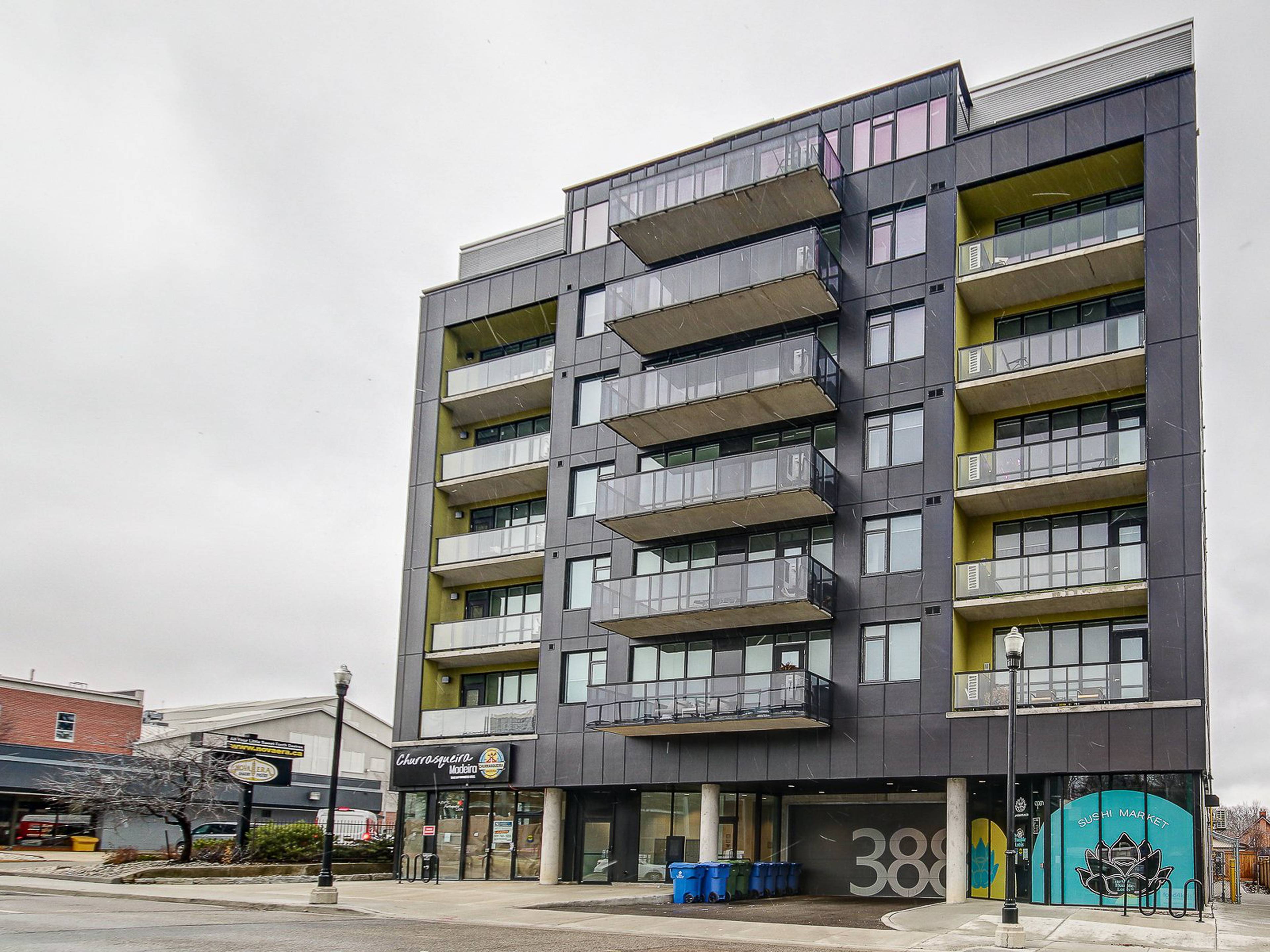 1 ch.  · 1 s. de bains for rent $1,795 / mois