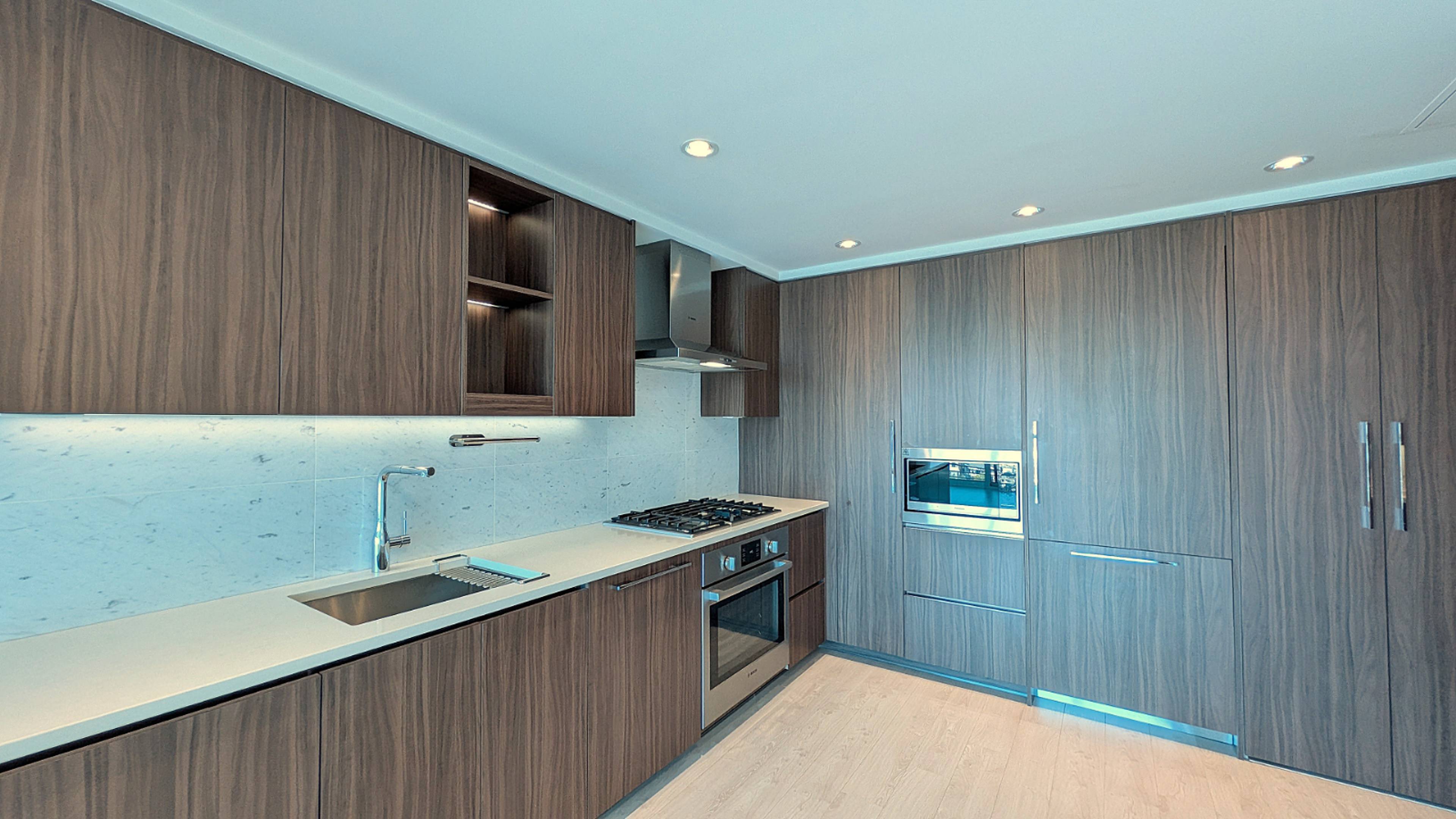 2 ch.  · 2 s. de bains for rent $3,100 / mois