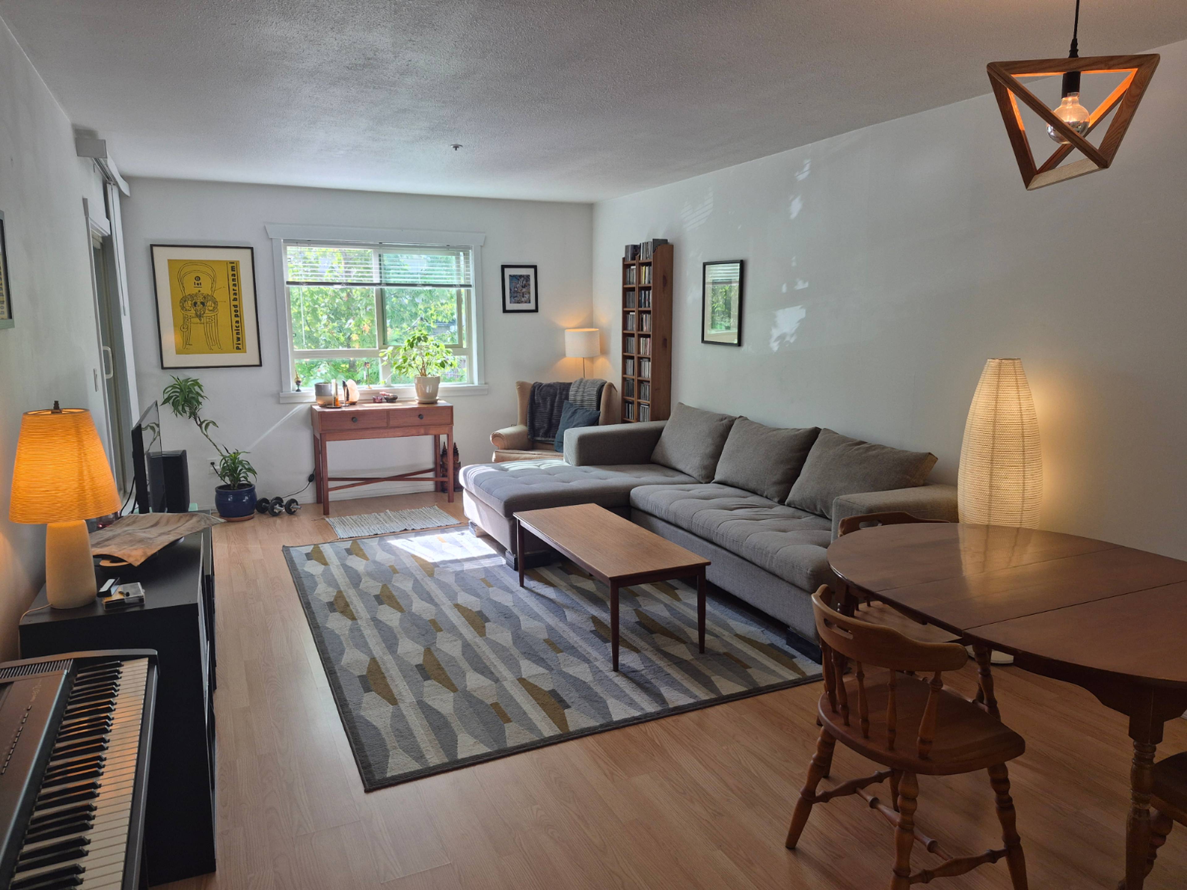 Room for rent $1,450 / month