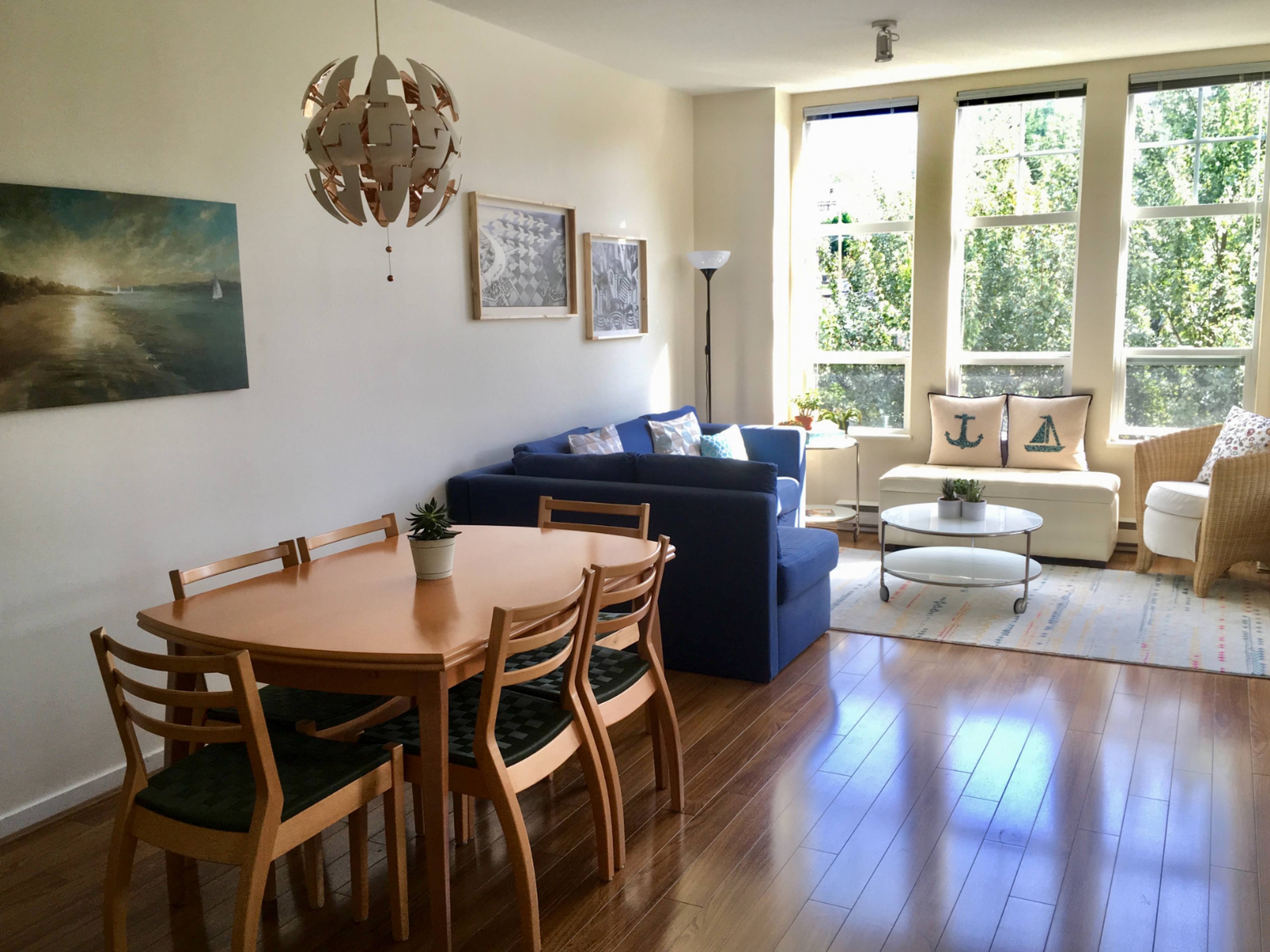 2 室  · 2 卫 for rent $2,800 / 月