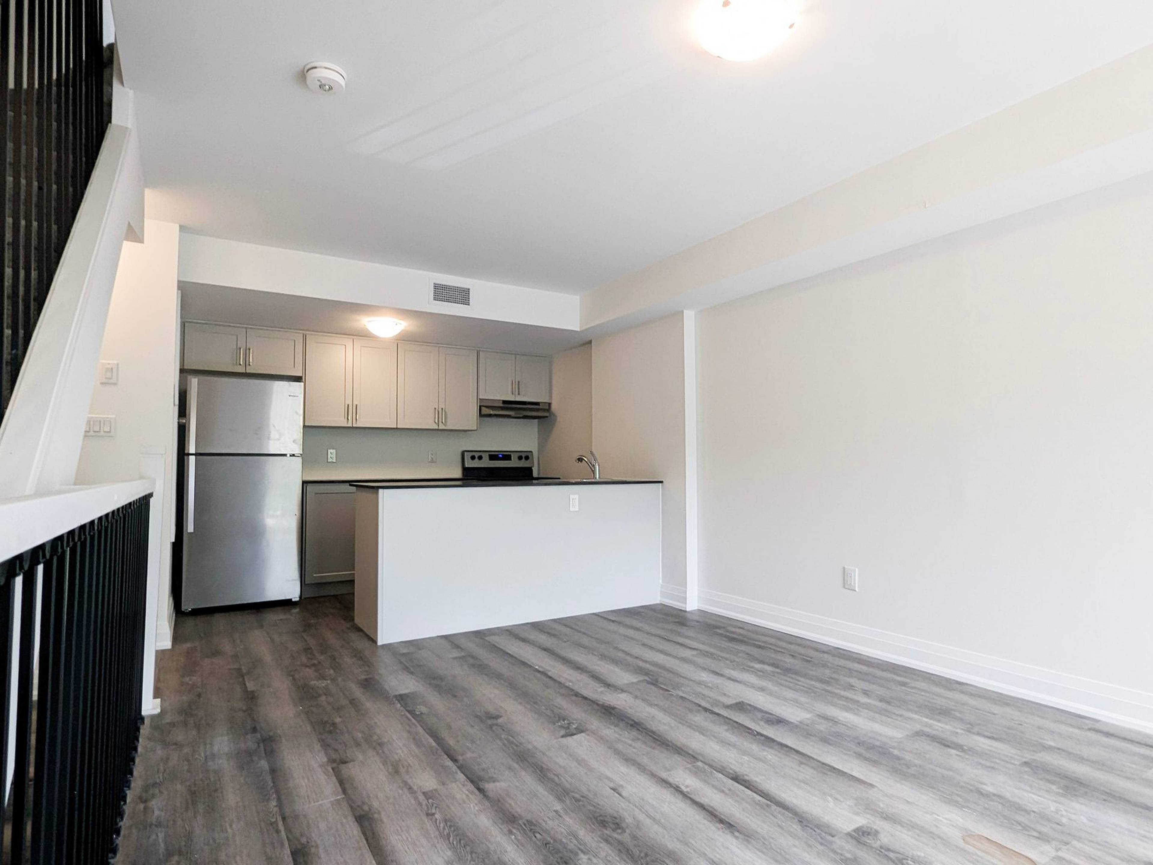 2 室  · 1 卫 for rent $1,545 / 月