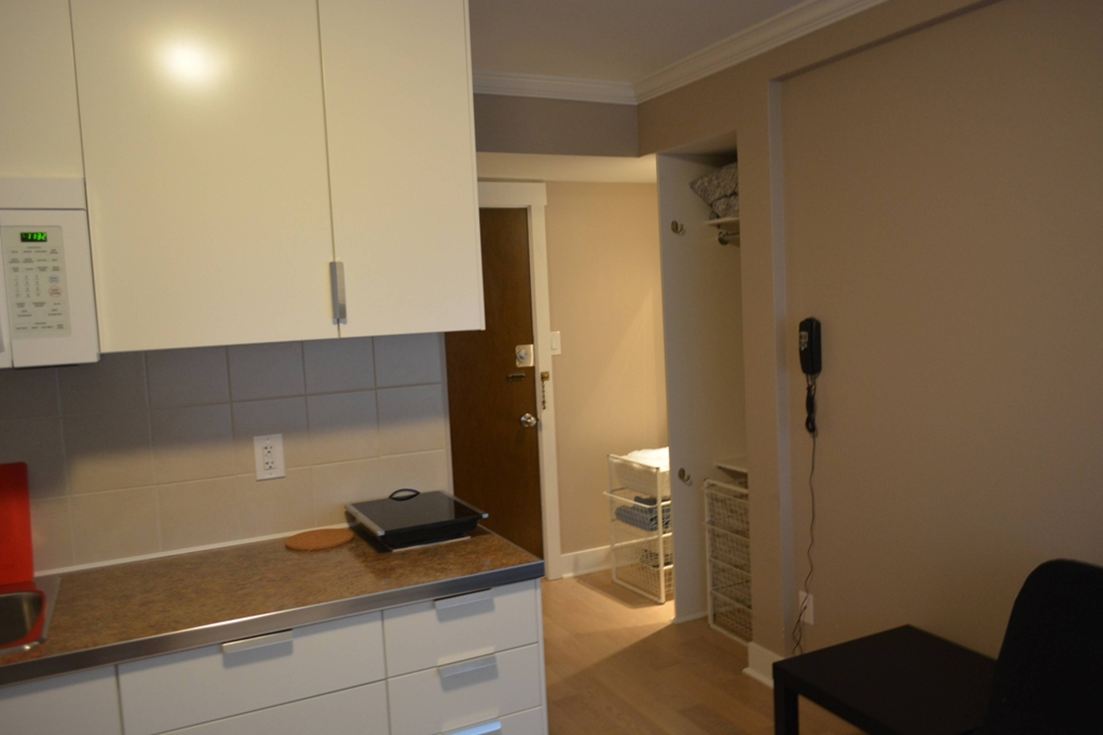 单身公寓  · 1 卫 for rent $1,750 / 月