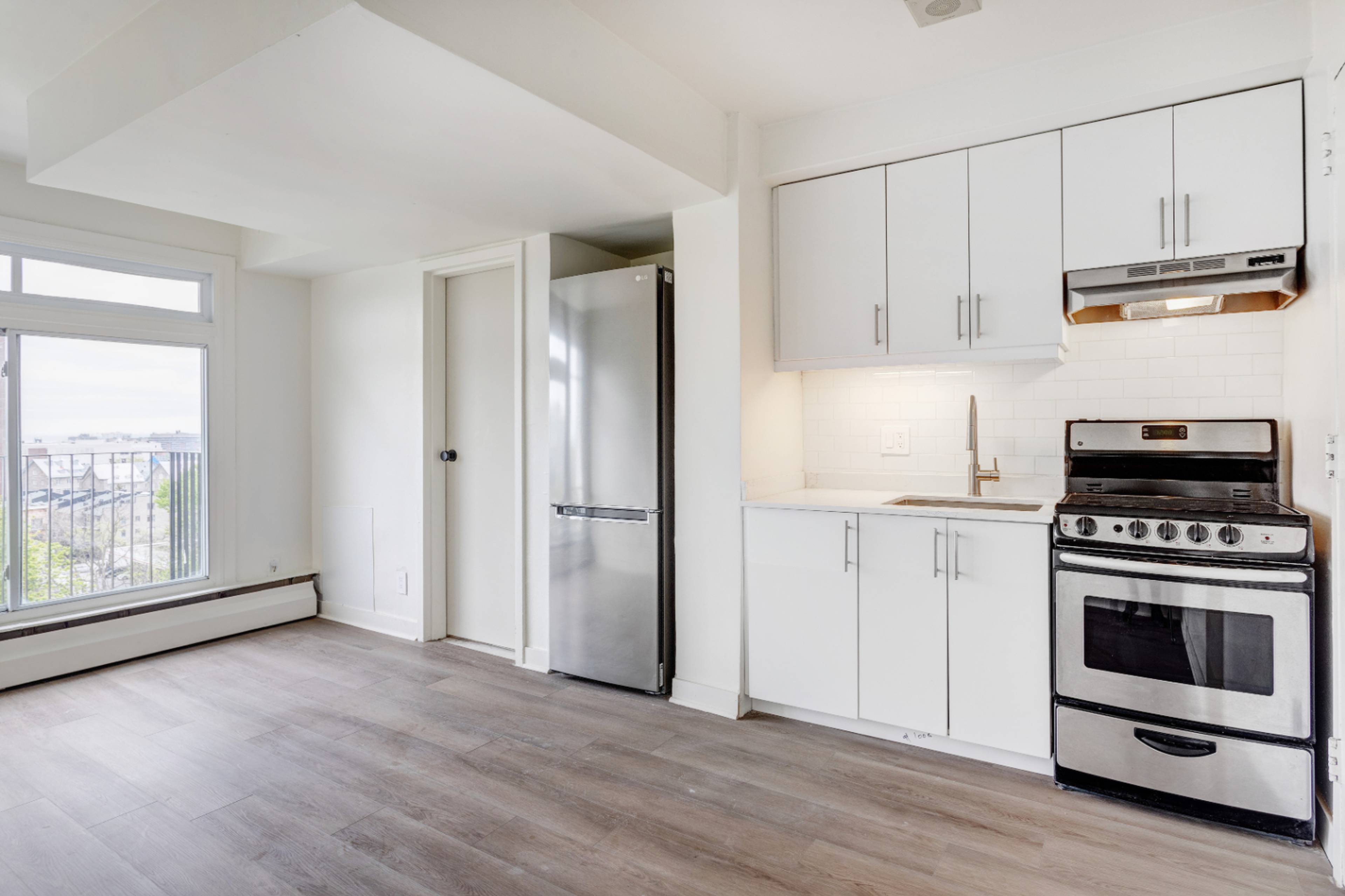 1 室  · 1 卫 for rent $1,150 / 月